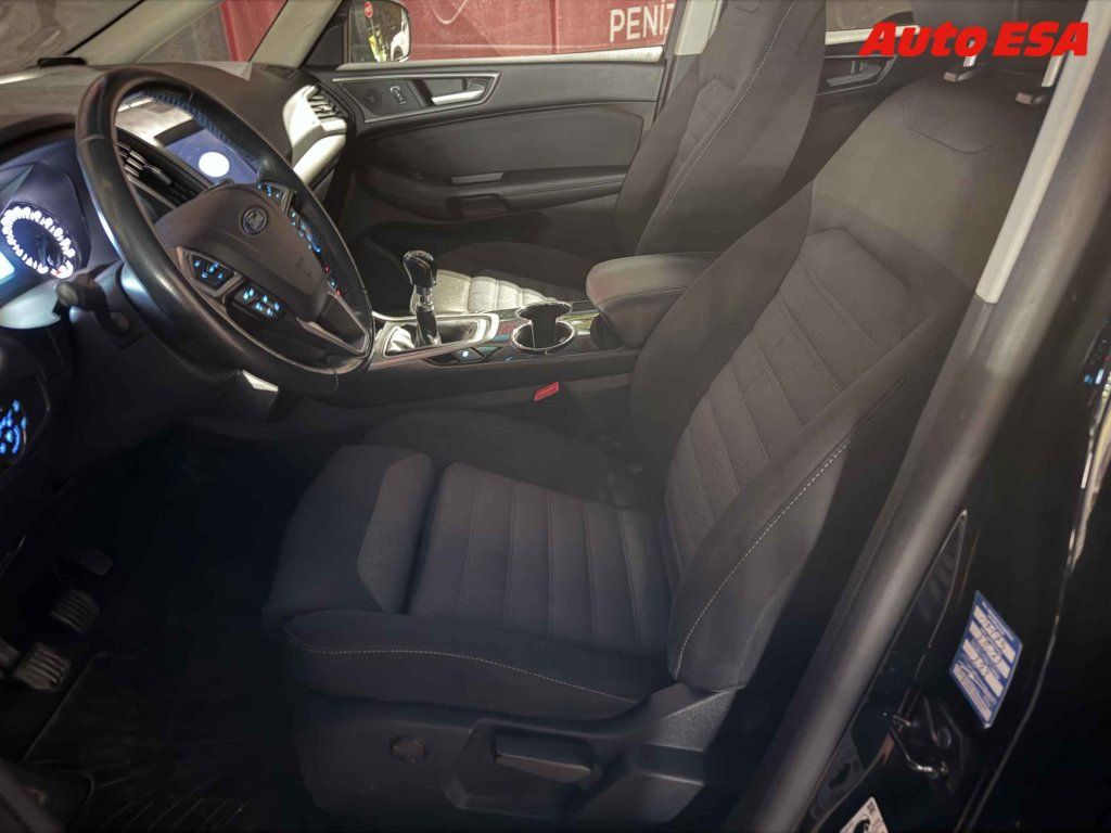 Ford S-MAX, 1.5 ecoboost,1.maj - fotka 3