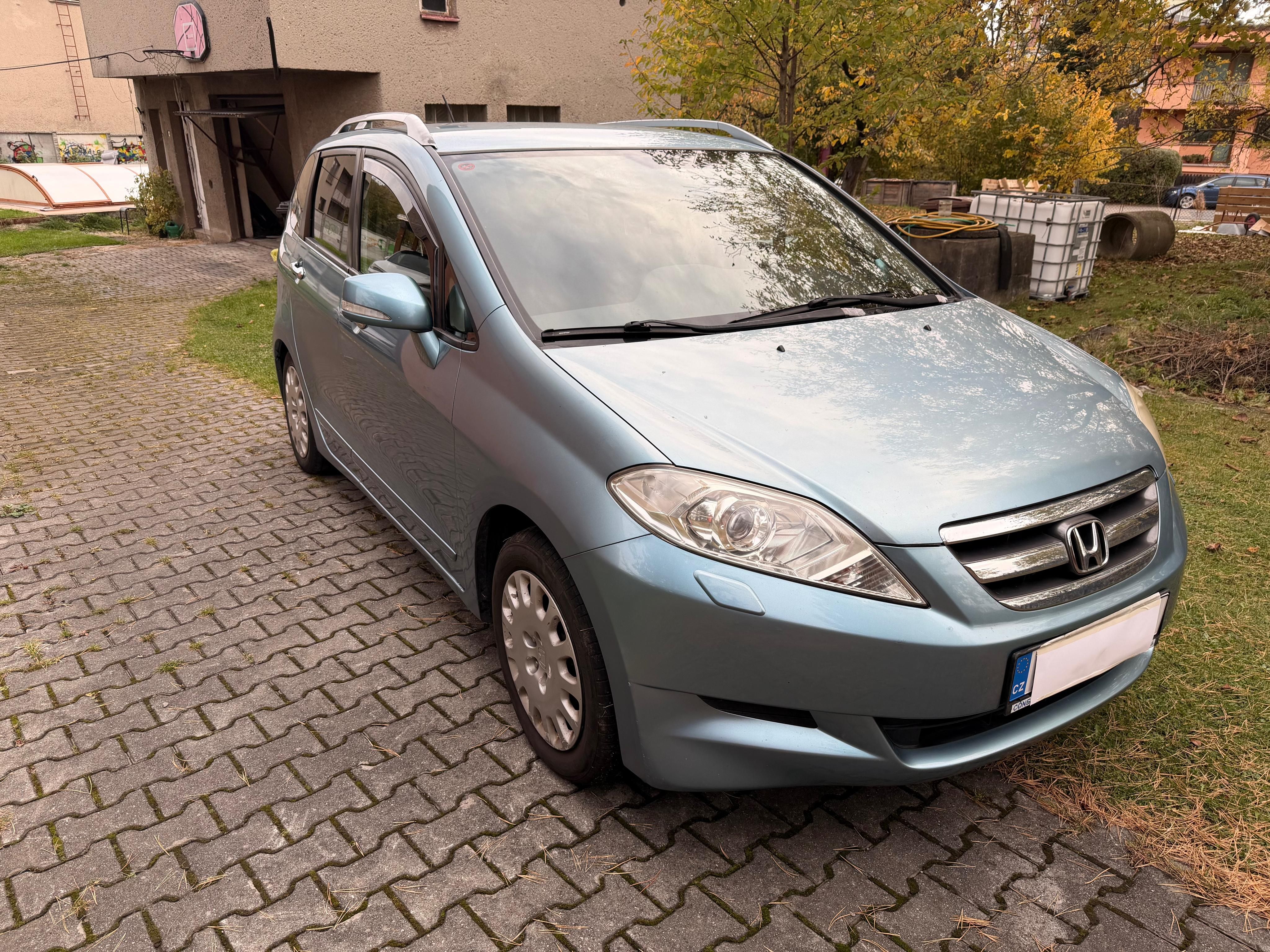 Honda FR-V, Honda FR-V 2.0 LPG, 6 míst,TZ