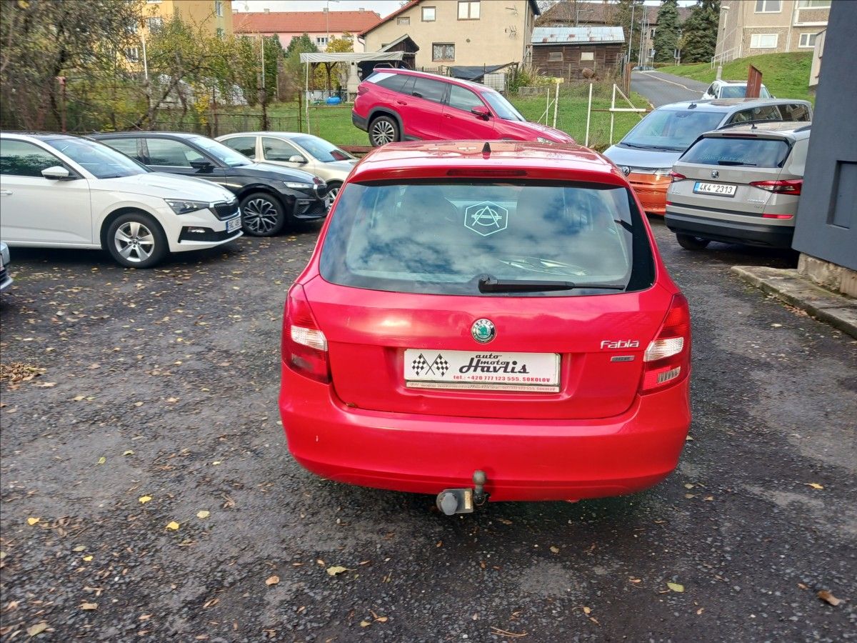 Škoda Fabia, 1,2 KOMBI TAŽNÉ, LETNÍ + ZIMNÍ - fotka 4