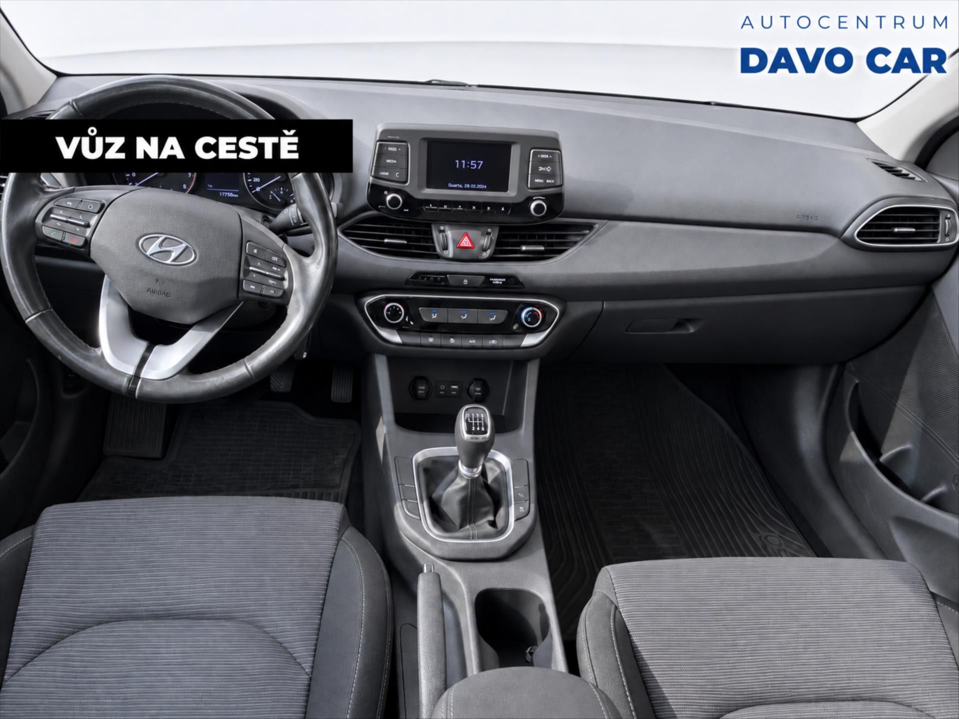 Hyundai i30, 1,6 CRDi 85kW Style CZ DPH - fotka 5