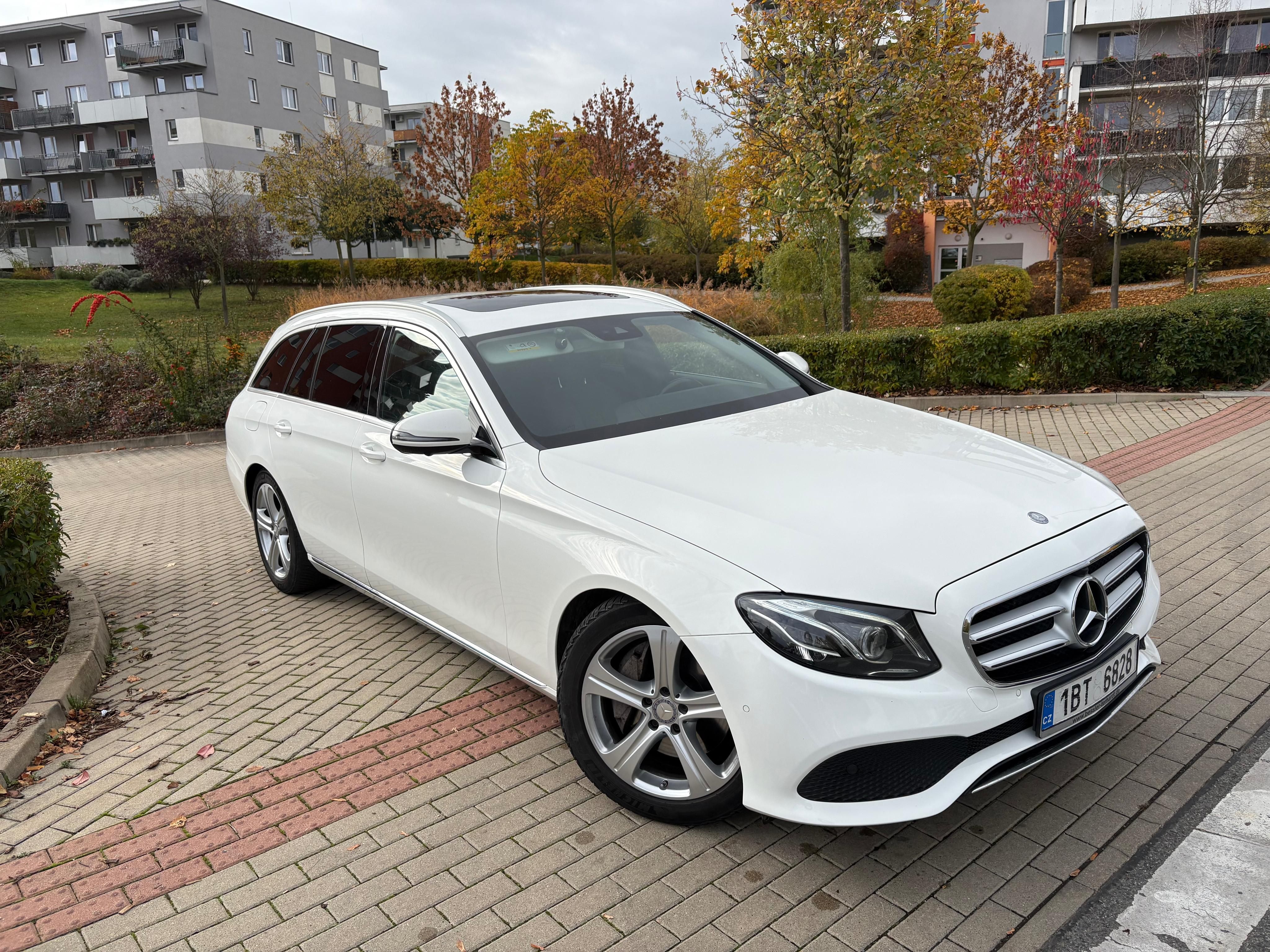 Mercedes-Benz Třídy E, 350d Widescreen Cockpit 360°
