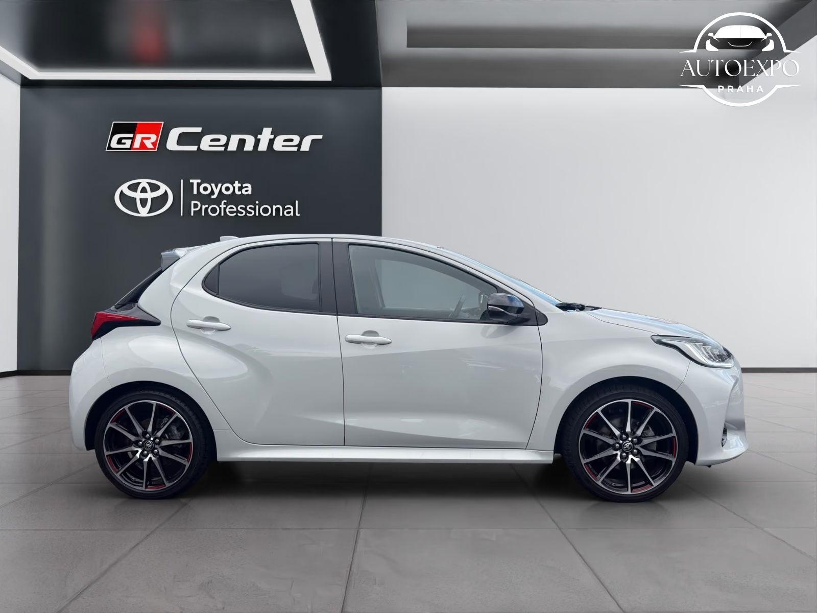 Toyota Yaris, Hybrid GR Sport - fotka 4