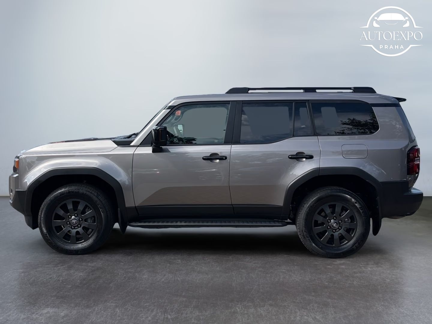 Toyota Land Cruiser, 2.8 D-4D Executive *LED*TAŽNÉ - fotka 5