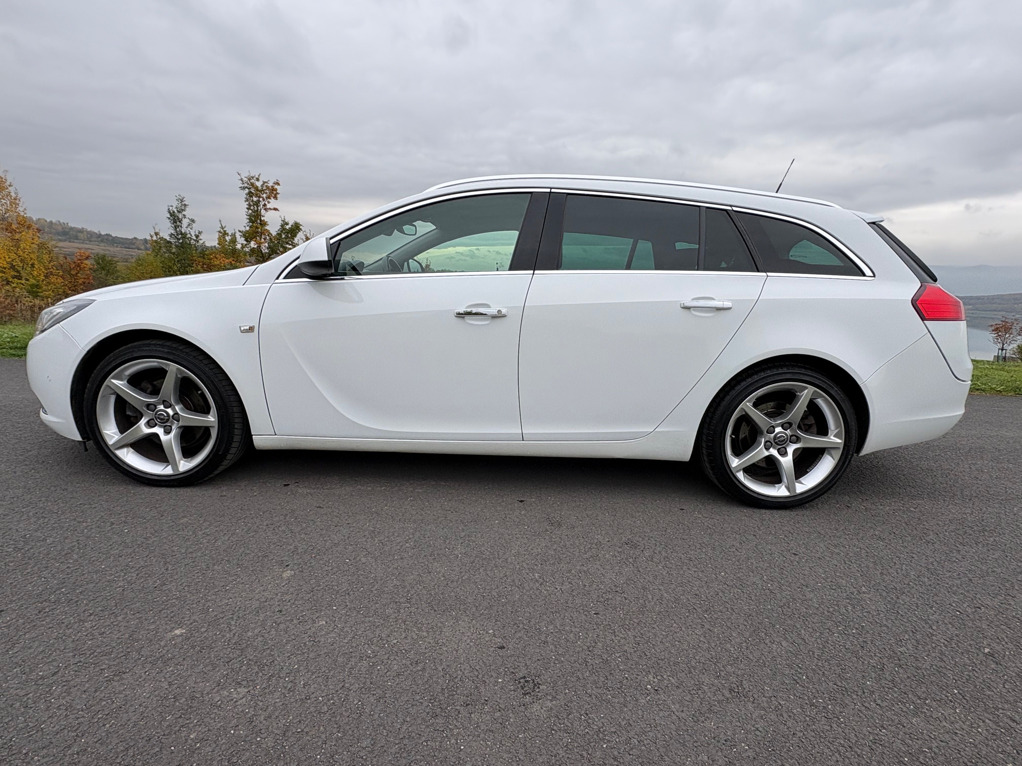 Opel Insignia, ST 2.0CDTI•1.MAJITEL•NOVÁ STK - fotka 2