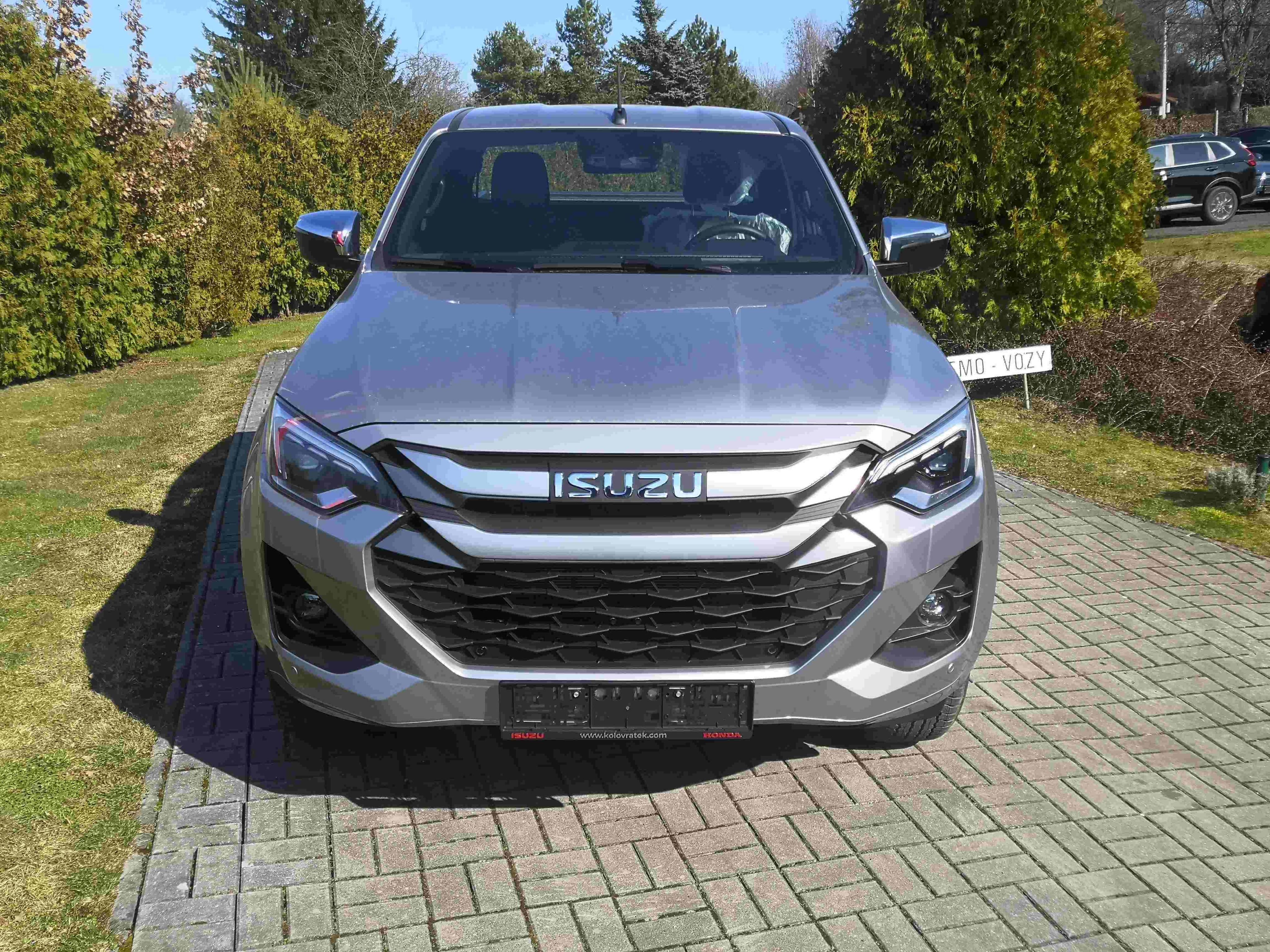 Isuzu D-Max, 1.9 Ddi Space Cab LSE 6AT - fotka 2