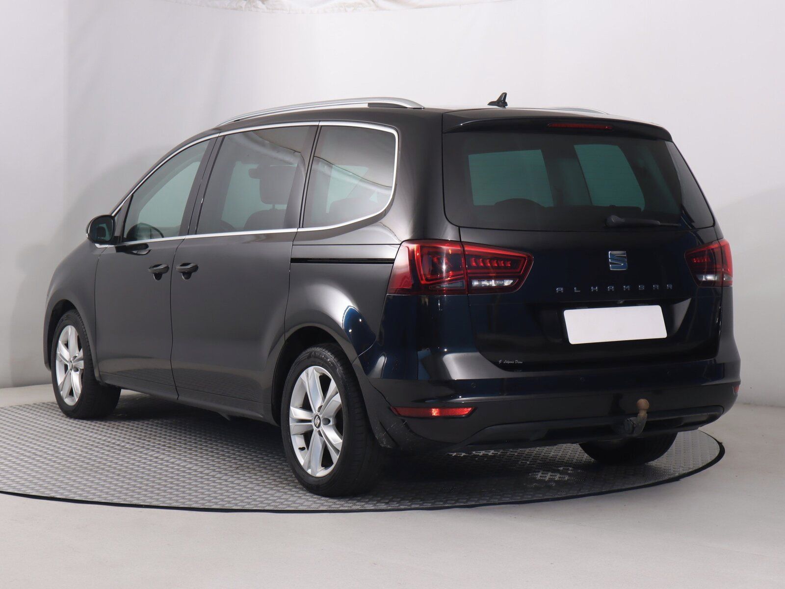 Seat Alhambra, 2.0 TDI, 7 míst, Serv.kniha - fotka 4
