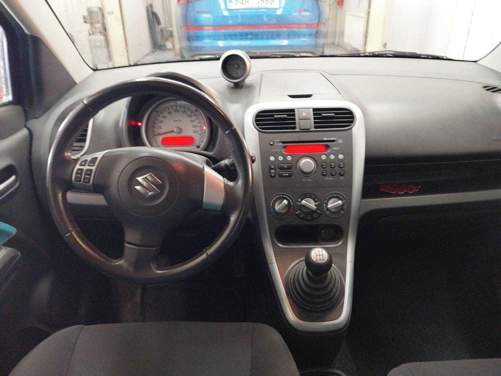 Suzuki Splash, 1.0 12V, jezdí dobře - fotka 3