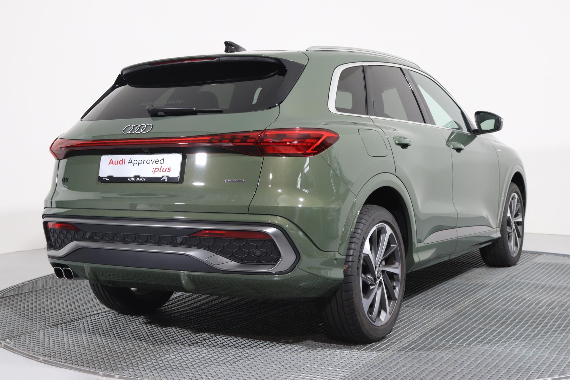 Audi Q5, TDI quattro Stronic - fotka 2