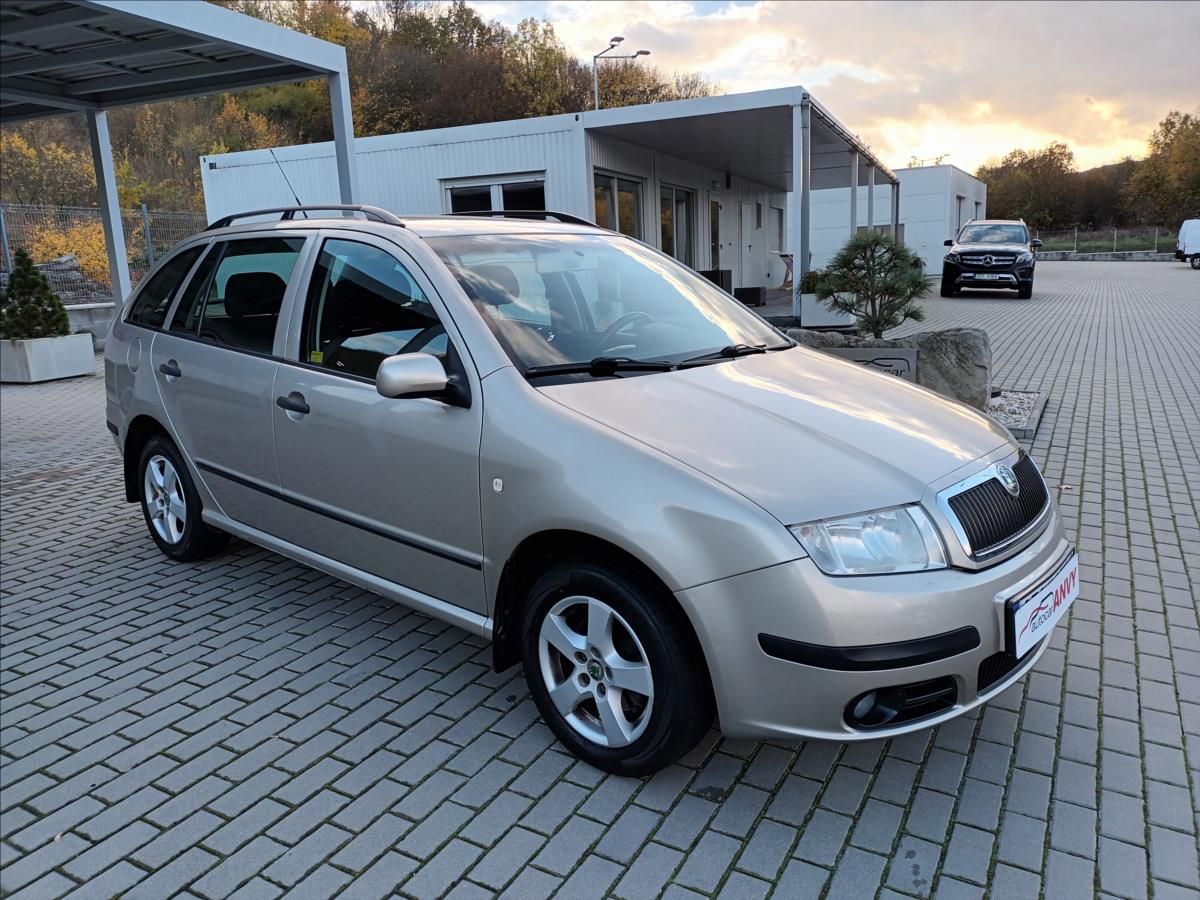 Škoda Fabia, 1,4 16V,55KW,ČR,KLIMA,TEMPOMAT - fotka 3
