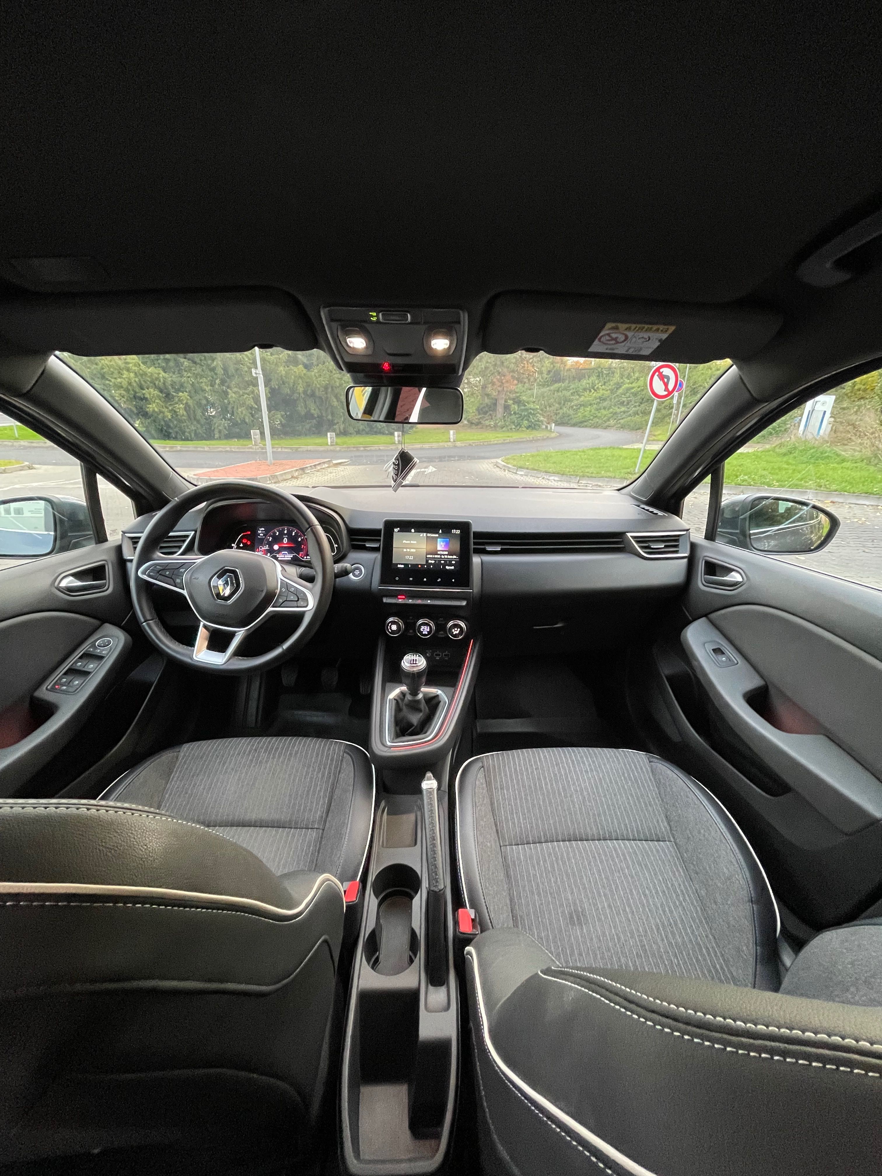 Renault Clio, 1.0 TCe - servisováno - fotka 6