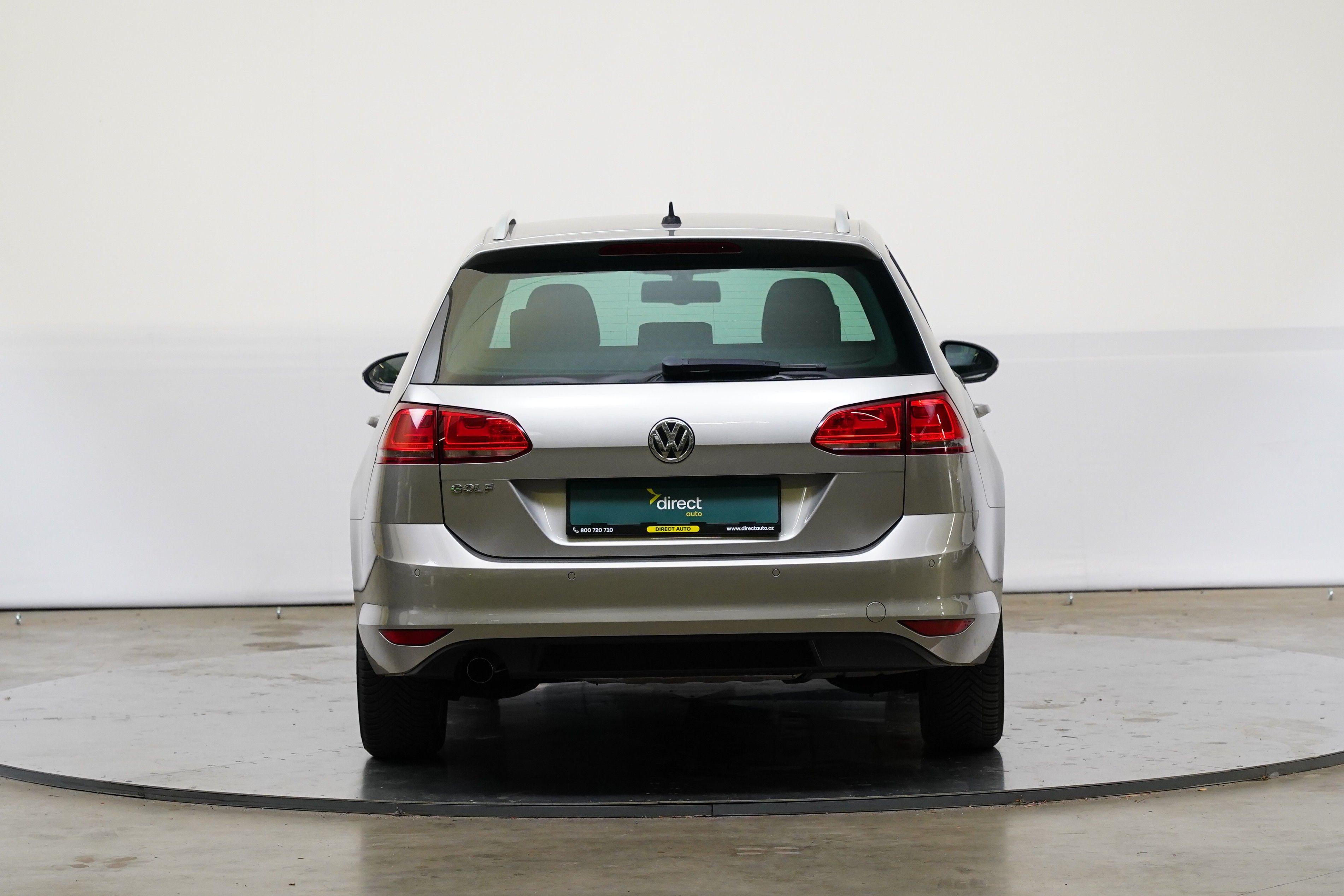 Volkswagen Golf, 1.6 TDI 81 kW Lounge - fotka 6