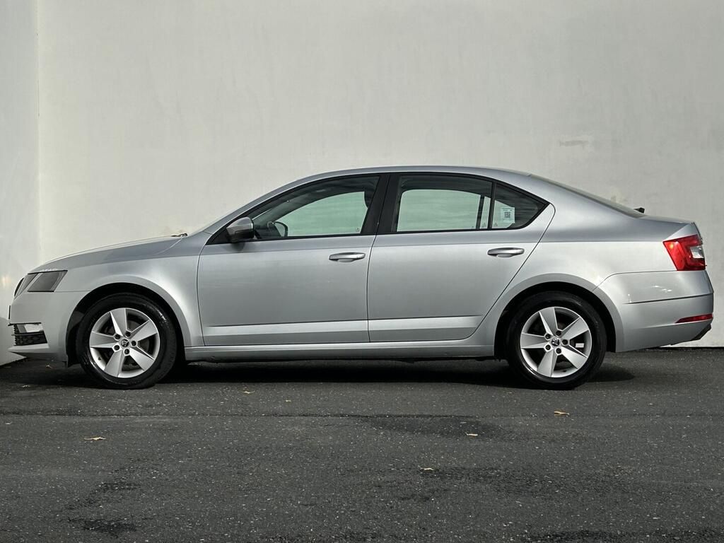 Škoda Octavia, Ambition 1.6 TDI 85 kW - fotka 3