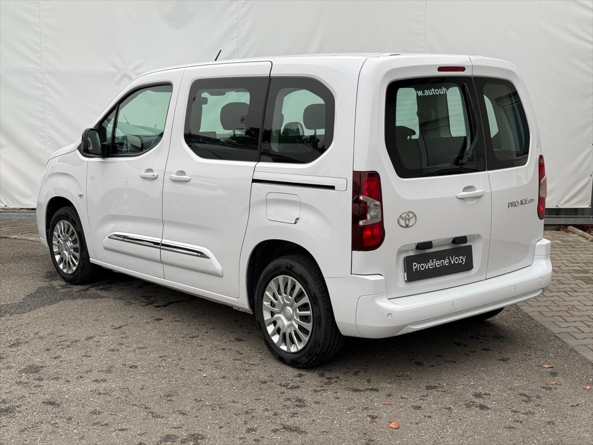 Toyota Proace City Verso, 1,5 Business - fotka 5