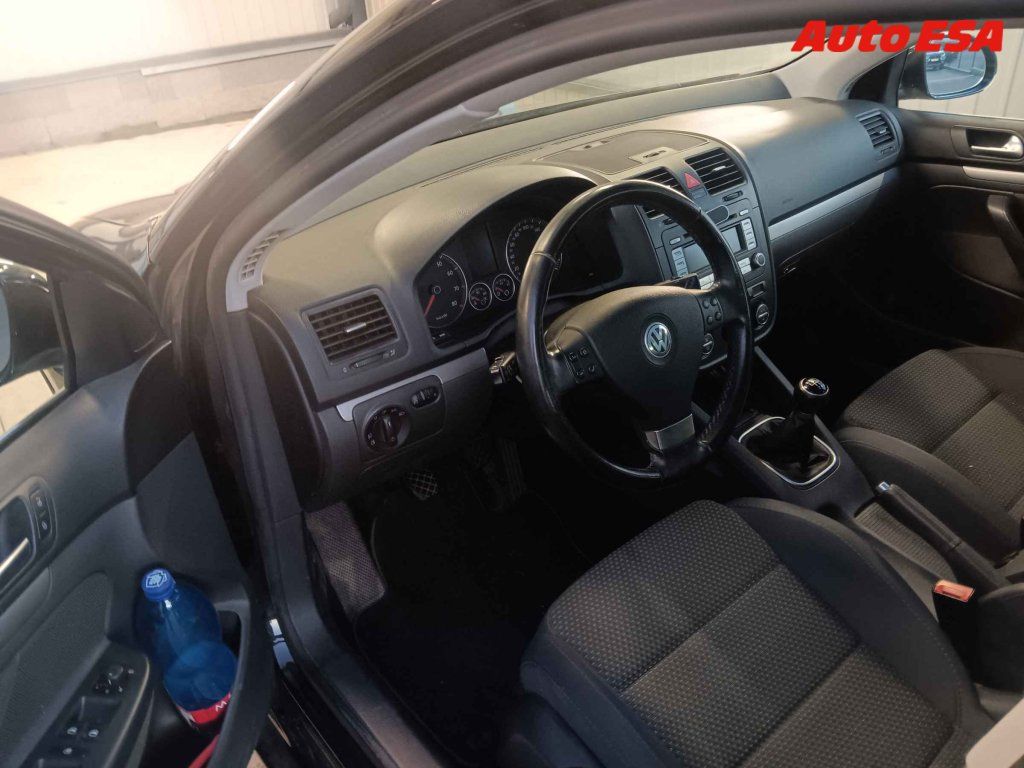 Volkswagen Golf, 1.4TSi,1.maj,AC,xenon - fotka 3