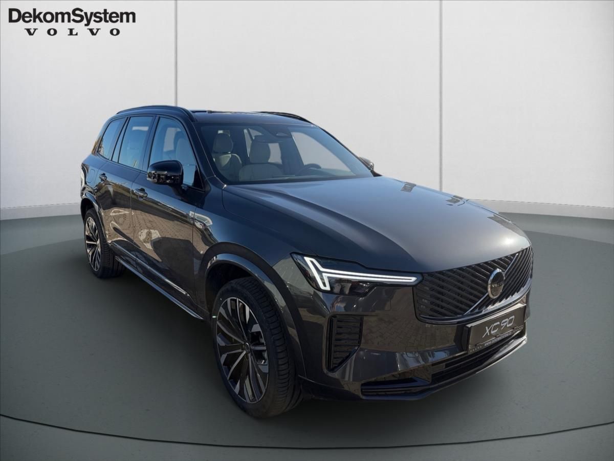 Volvo XC90, 2,0 B5 AWD Plus Dark 6135 - fotka 2