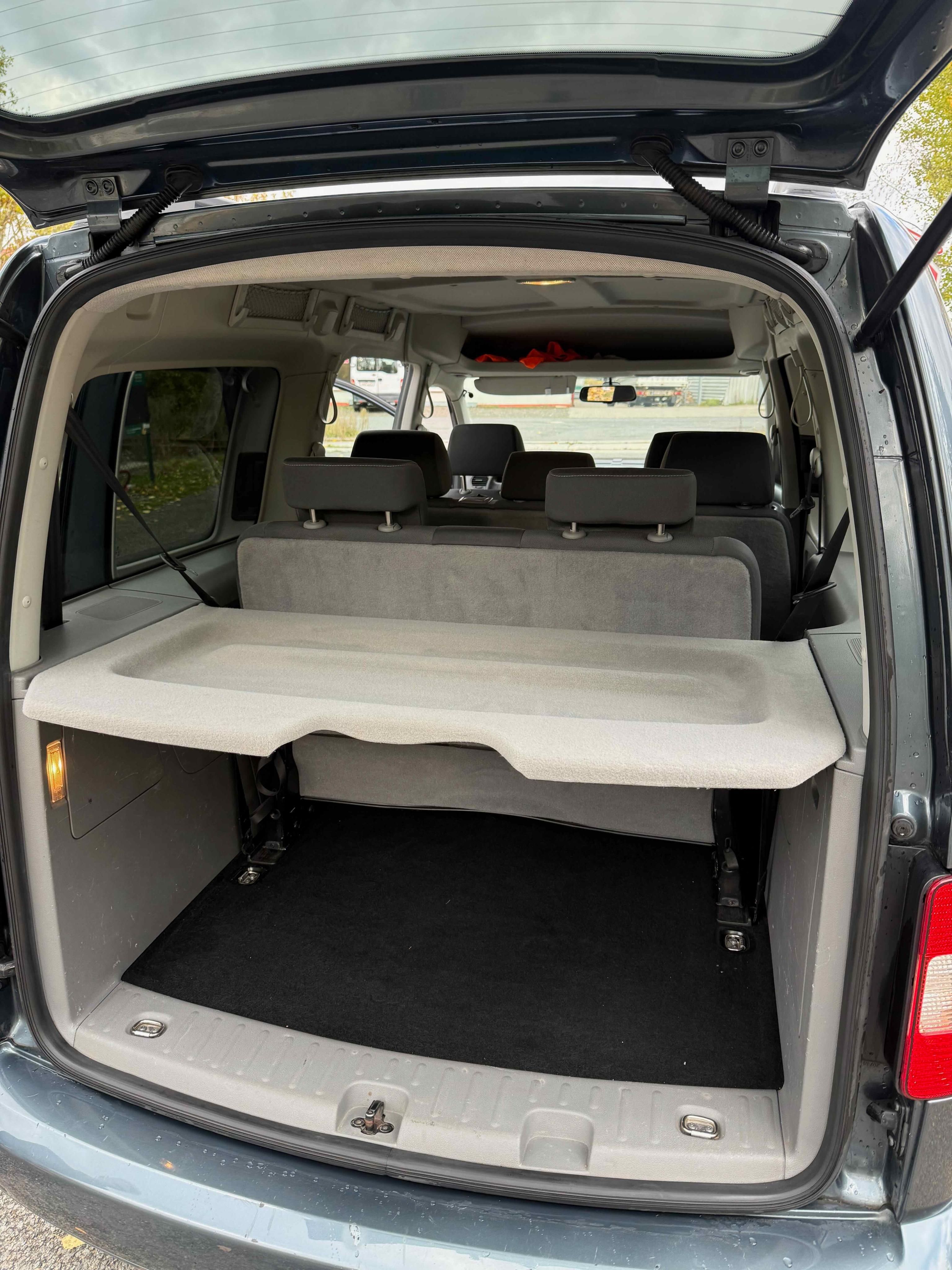 Volkswagen Caddy, VW Caddy, 7 míst, LONG, 103kW - fotka 5