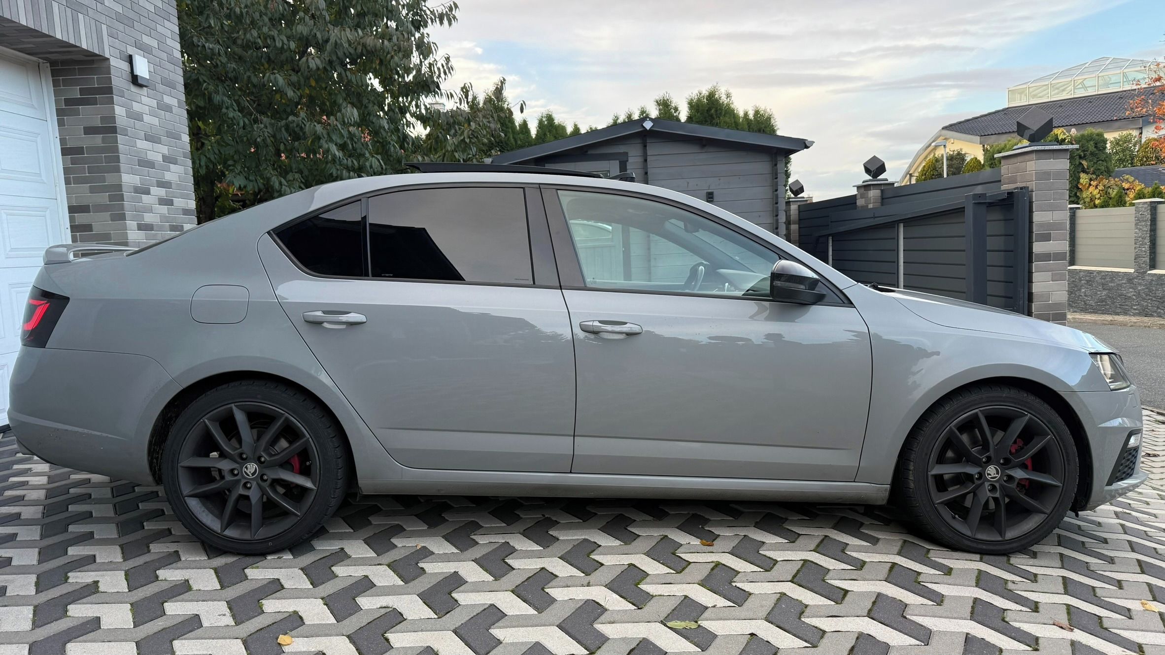 Škoda Octavia - fotka 4