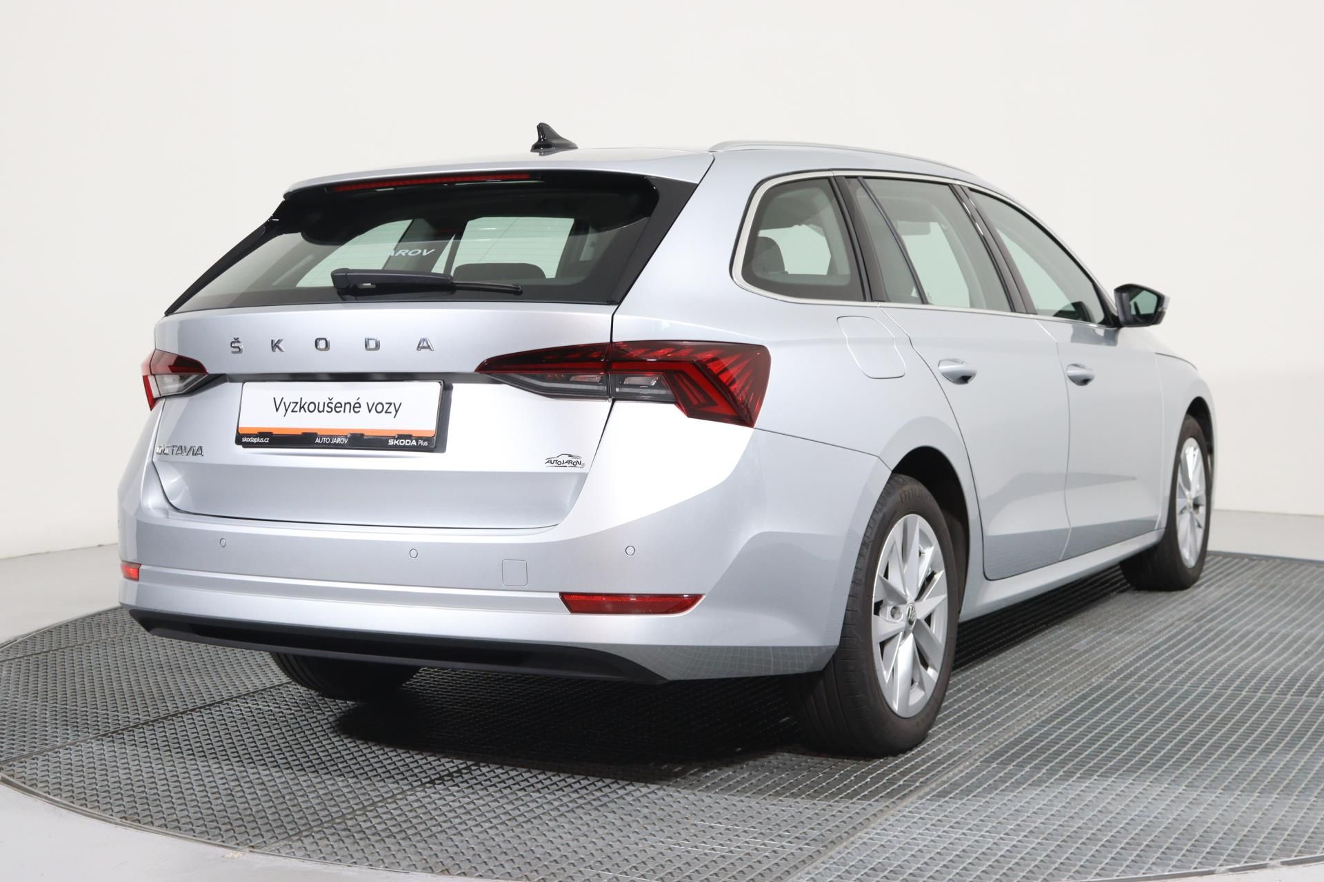 Škoda Octavia, COMBI STYLE 1,5TSI 110kW - fotka 2