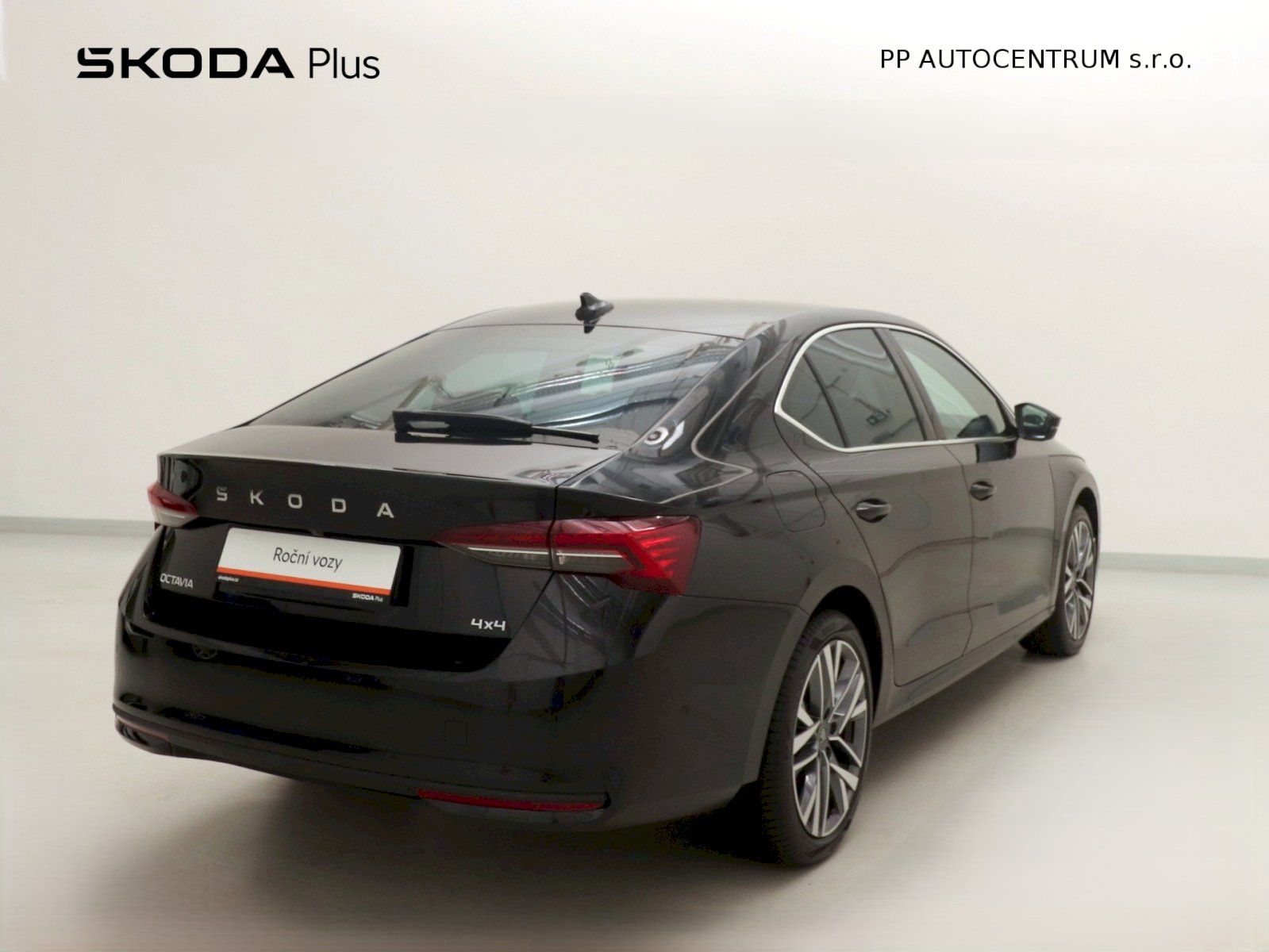 Škoda Octavia, Exclusive Selection 4x4 DSG 2. - fotka 2