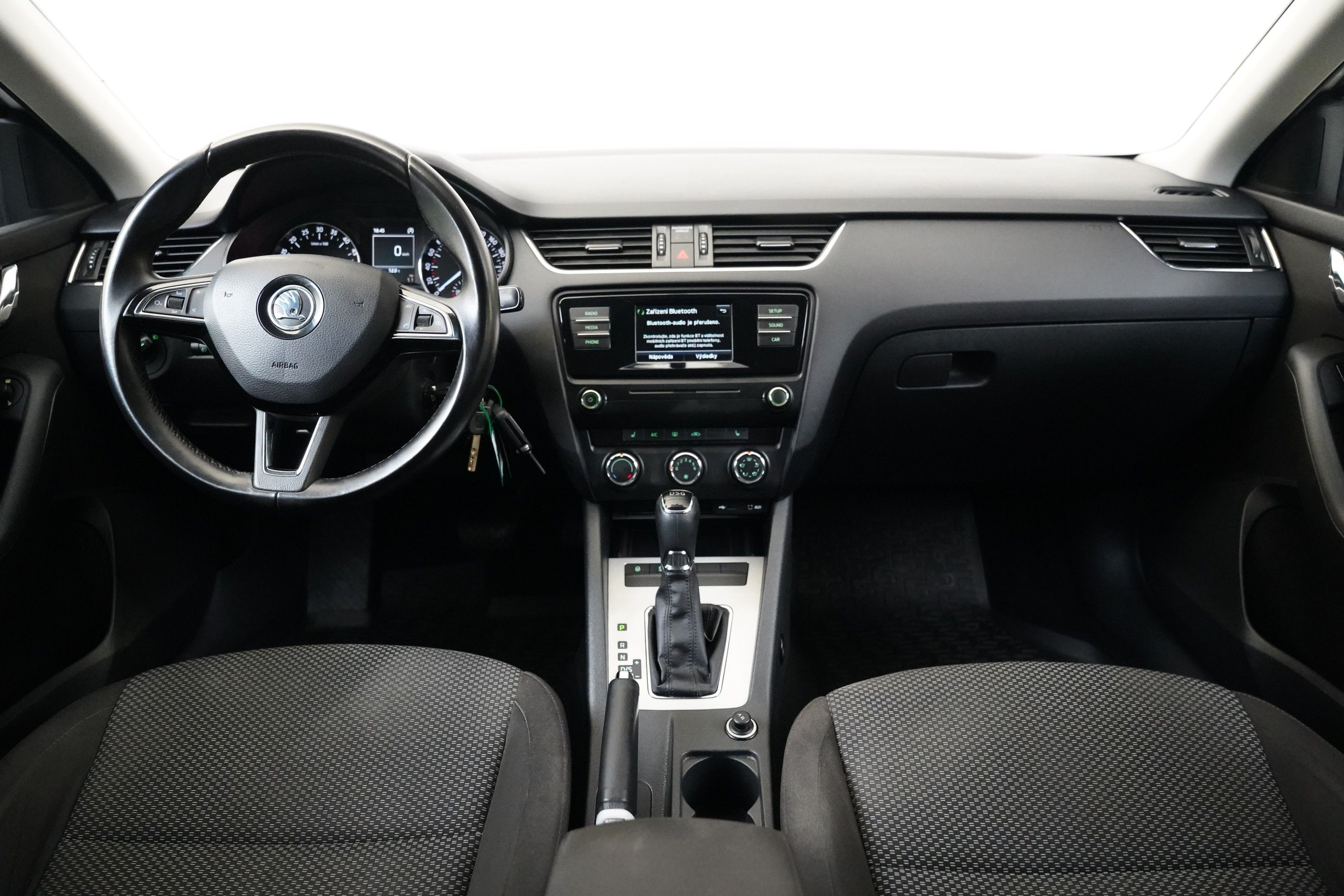 Škoda Octavia, 1.6 TDI 81kW DSG Ambition Plus - fotka 5