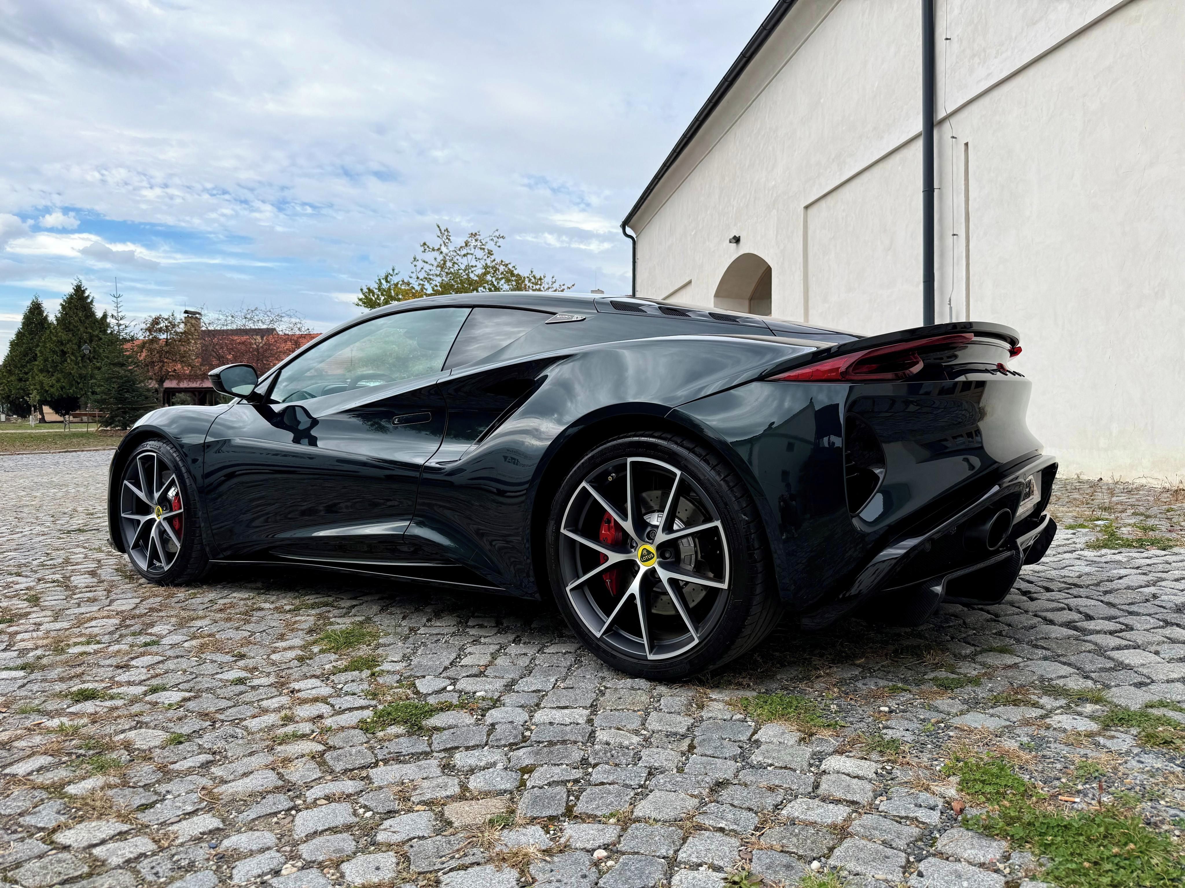 Lotus Emira, 3.5 L V6 Manuál First Edition - fotka 3