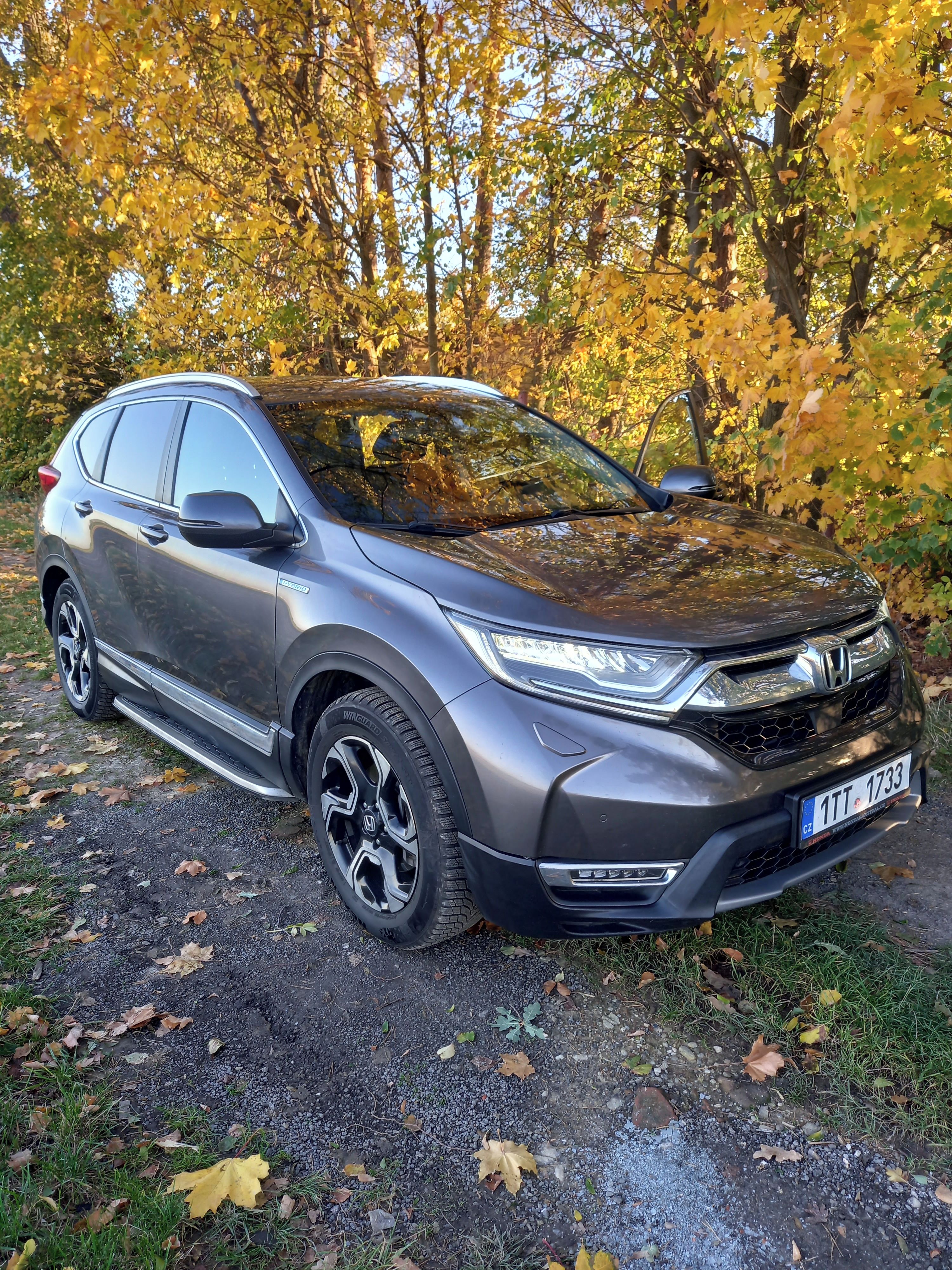 Honda CR-V, Prodám Hondu CR-V Hybrid