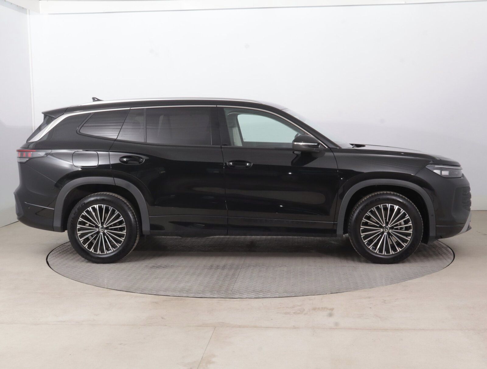 Volkswagen Tayron, 1.5 eTSI, Life - fotka 6