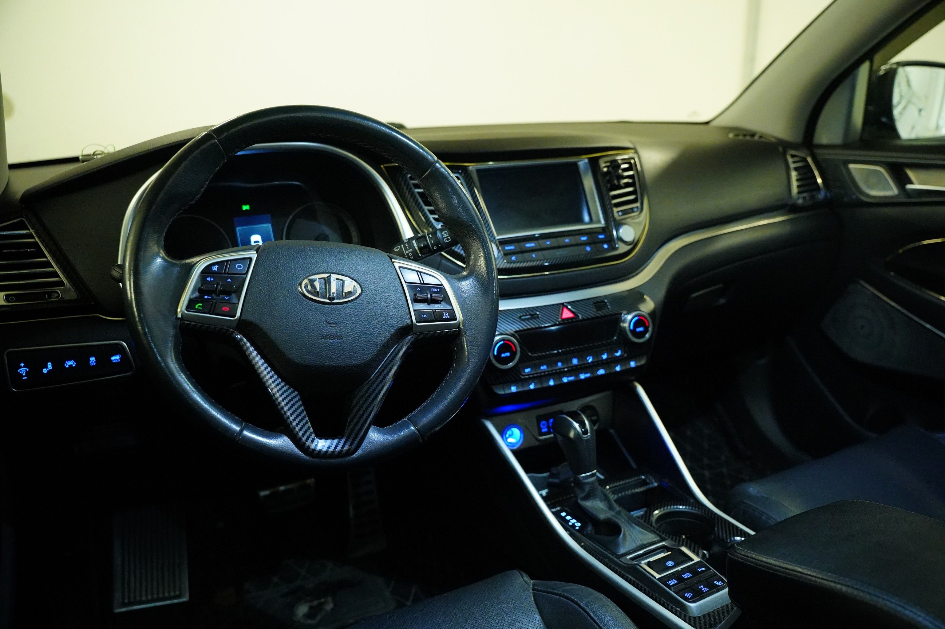 Hyundai Tucson, 2.0CRDi 136kW 4x4 - fotka 5