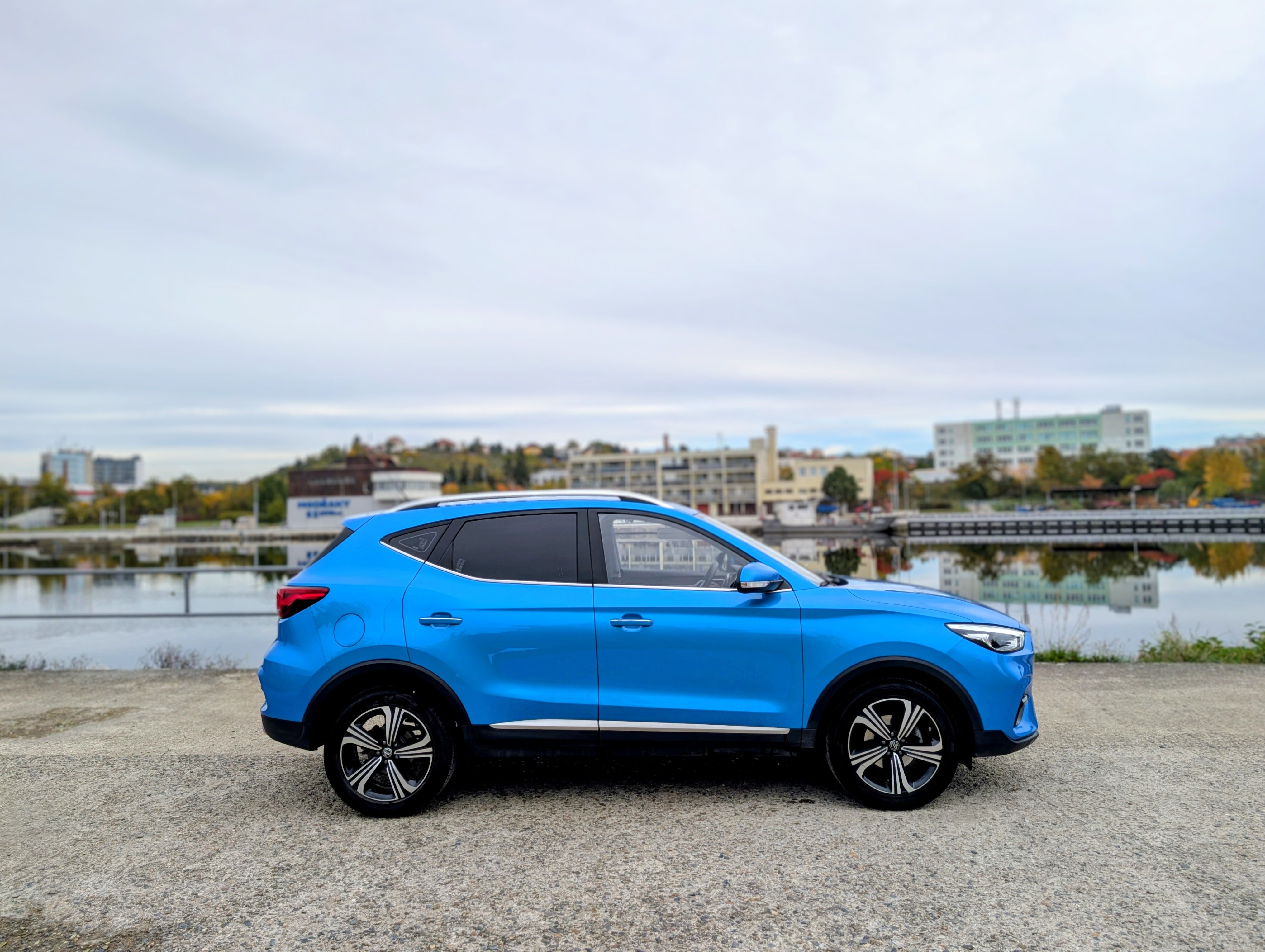 MG ZS, 1.5i 78kW, 1.maj, ČR - fotka 4