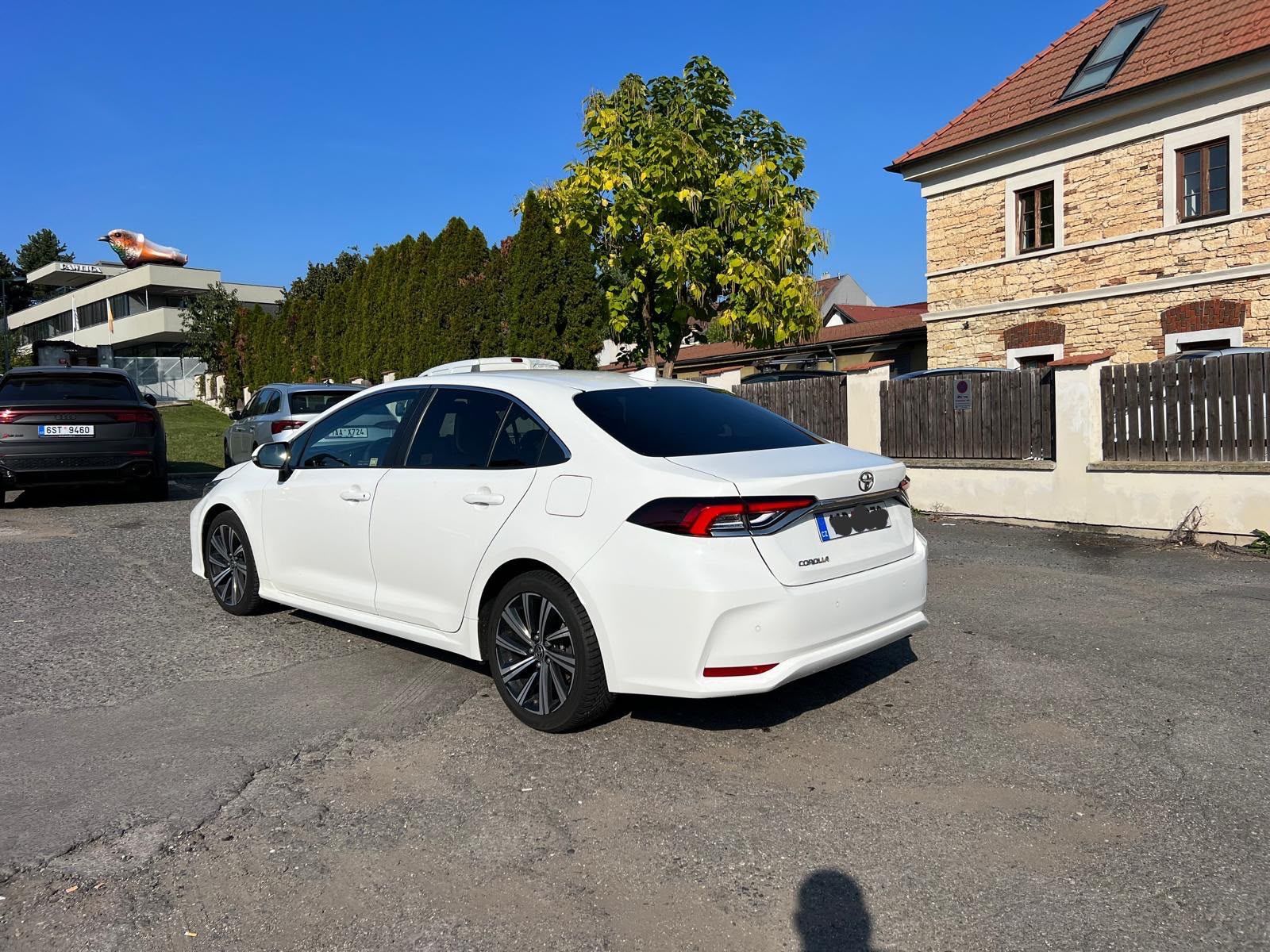 Toyota Corolla, 1.5 - fotka 4