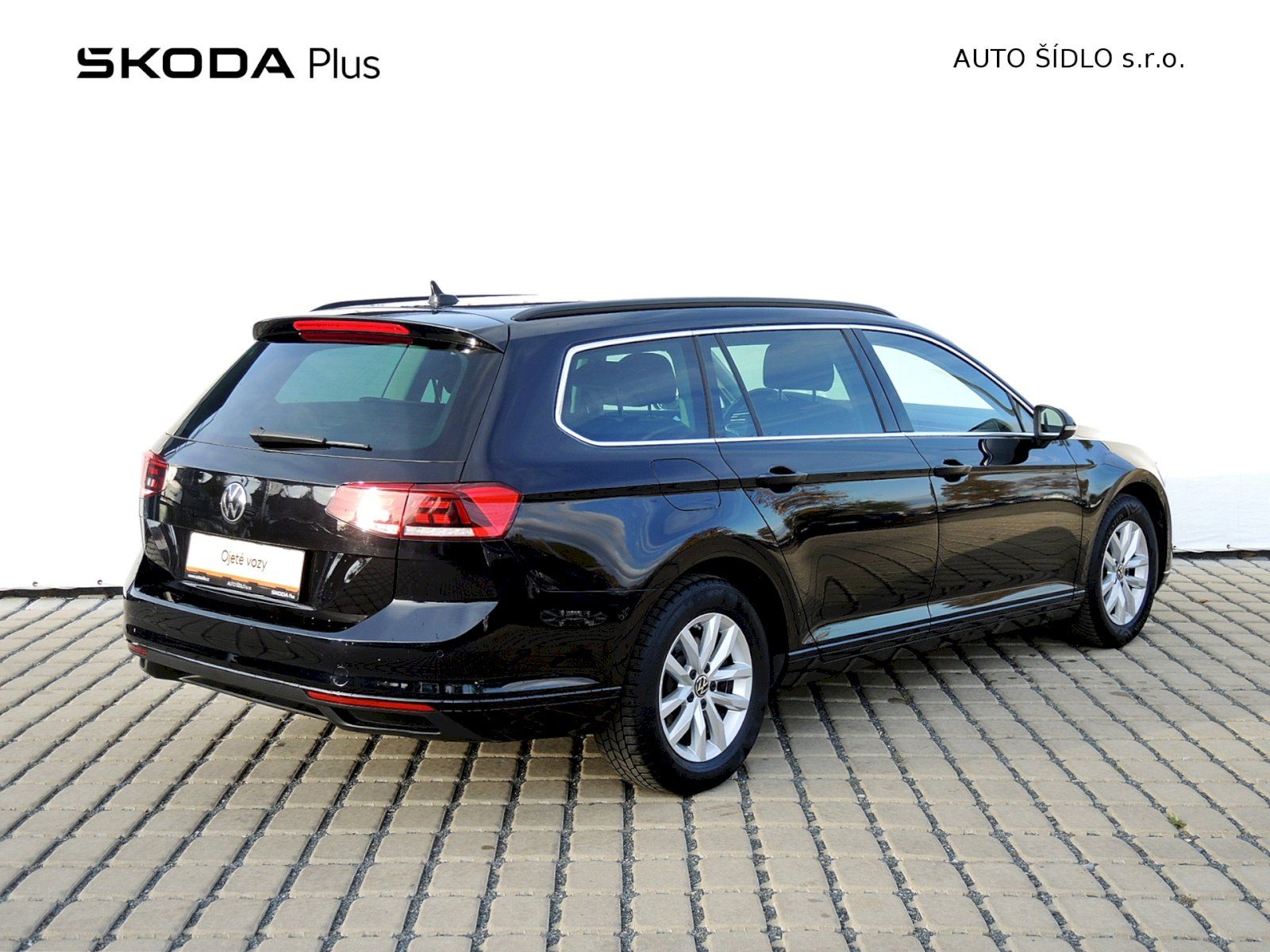 Volkswagen Passat, variant 1.5TSI 110 kW DSG Busi - fotka 2