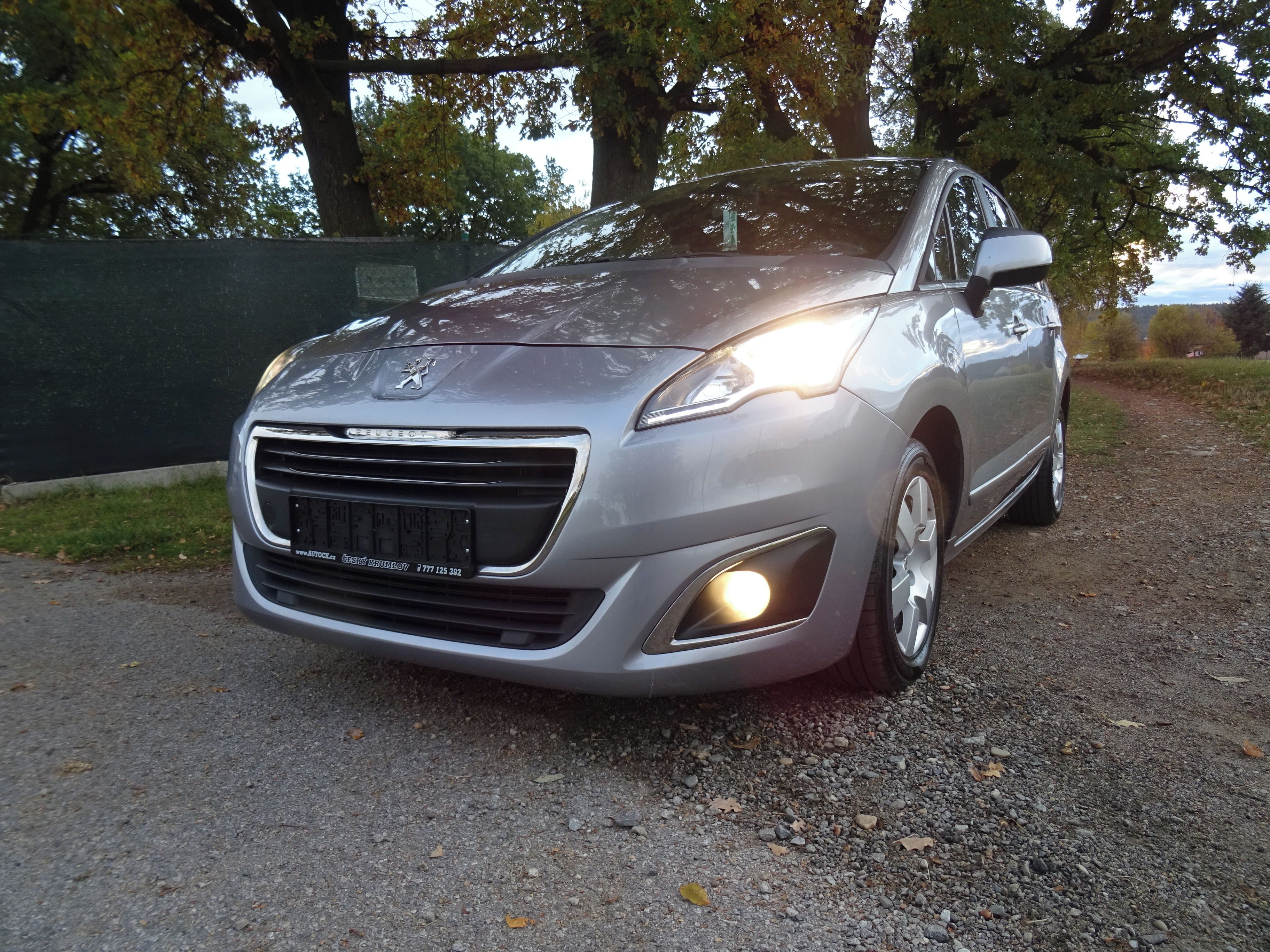 Peugeot 5008, 1,6 HDI automat, 7-míst, tažné