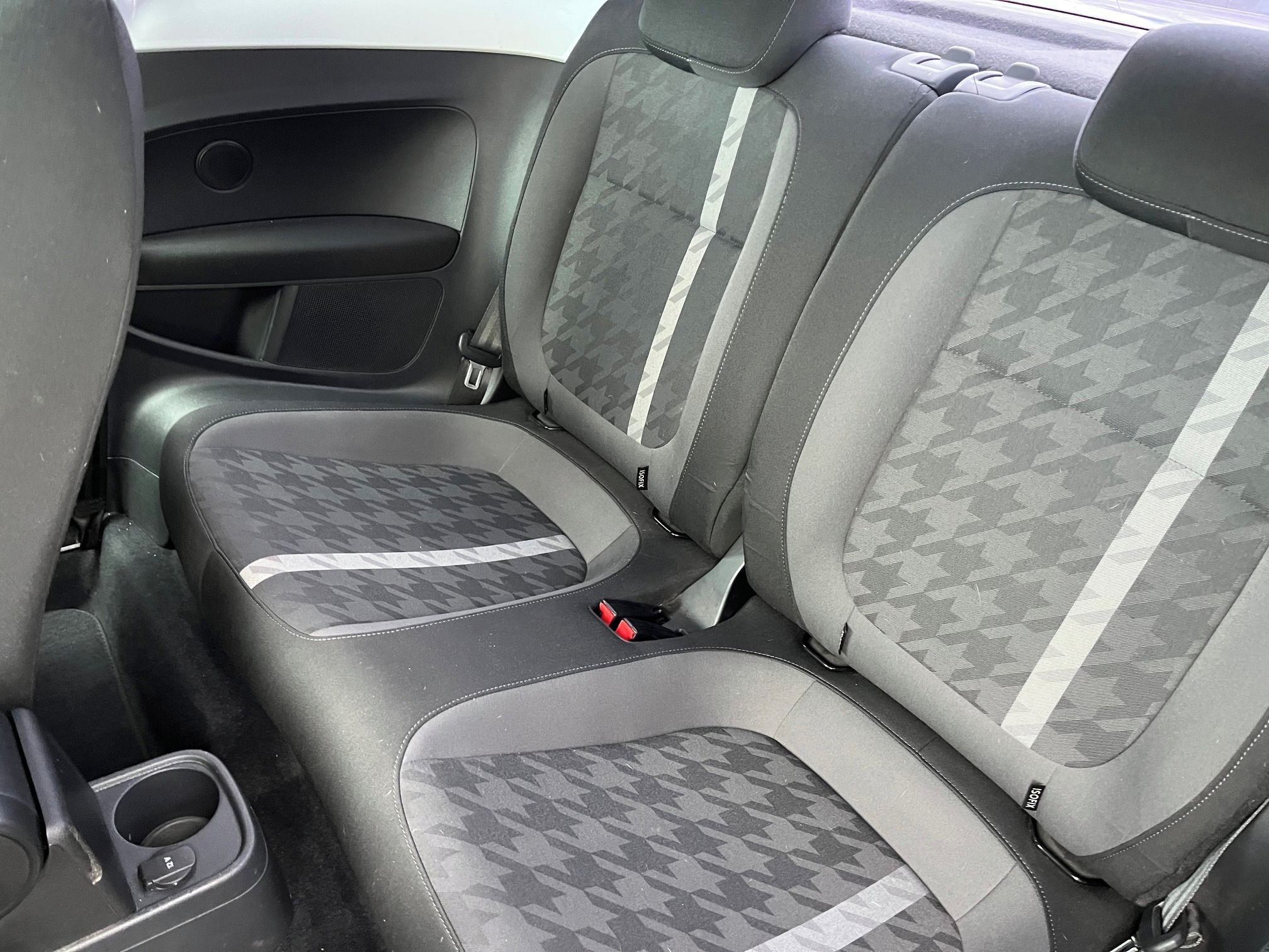 Volkswagen Beetle, 1.4 TSI - Servisováno - fotka 4