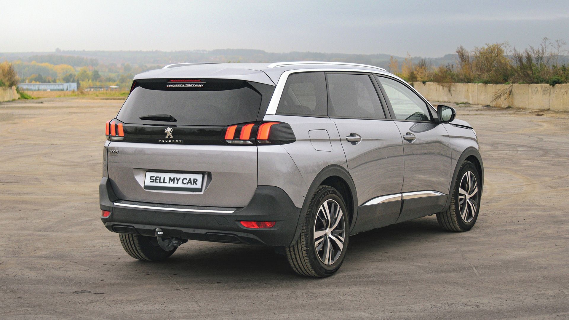 Peugeot 5008, 1,5/96kW ČR 7.Míst Pano Tažné - fotka 5
