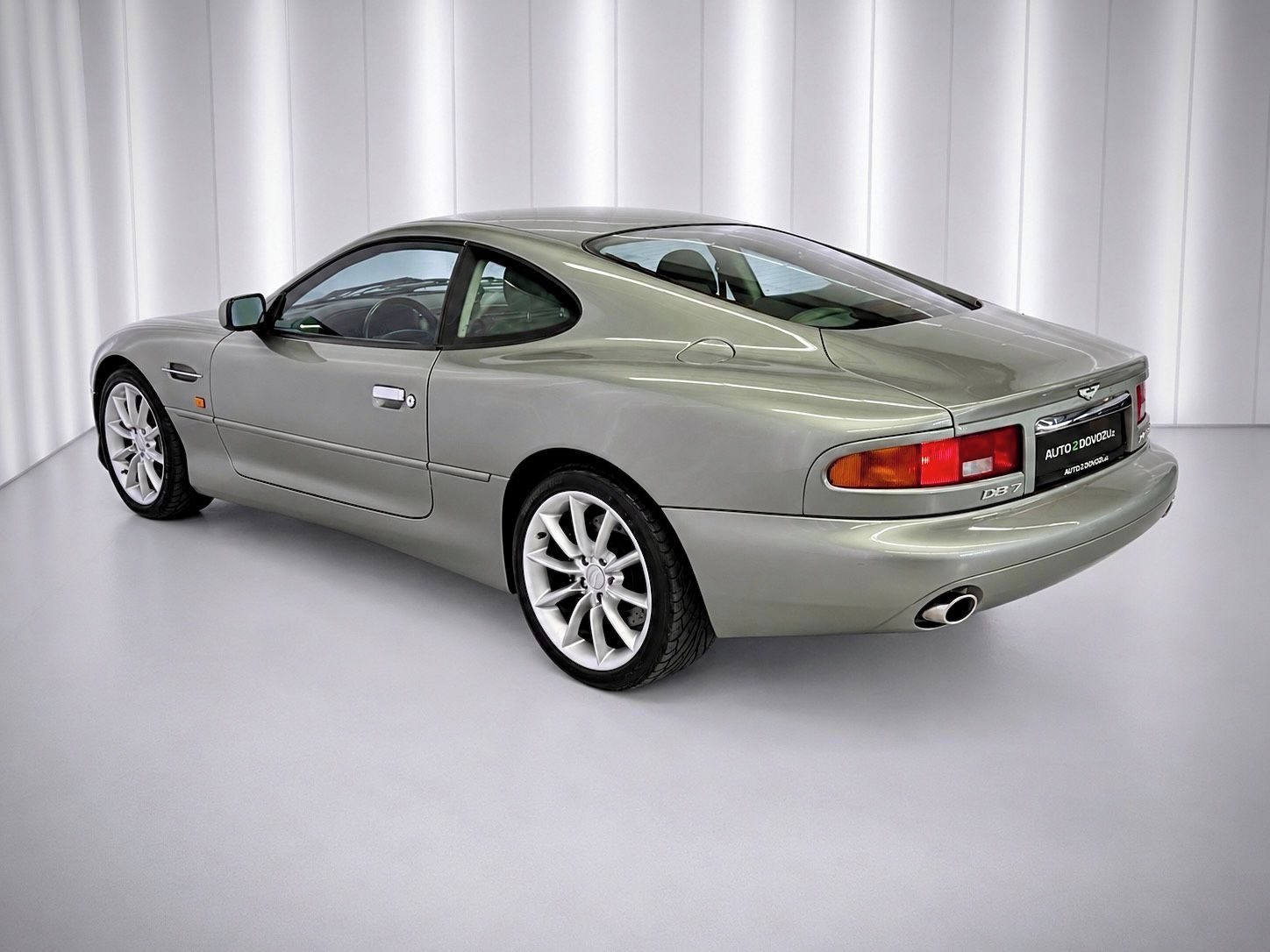 Aston Martin DB7, 6.0 V12 306 KW AT VANTAGE - fotka 4
