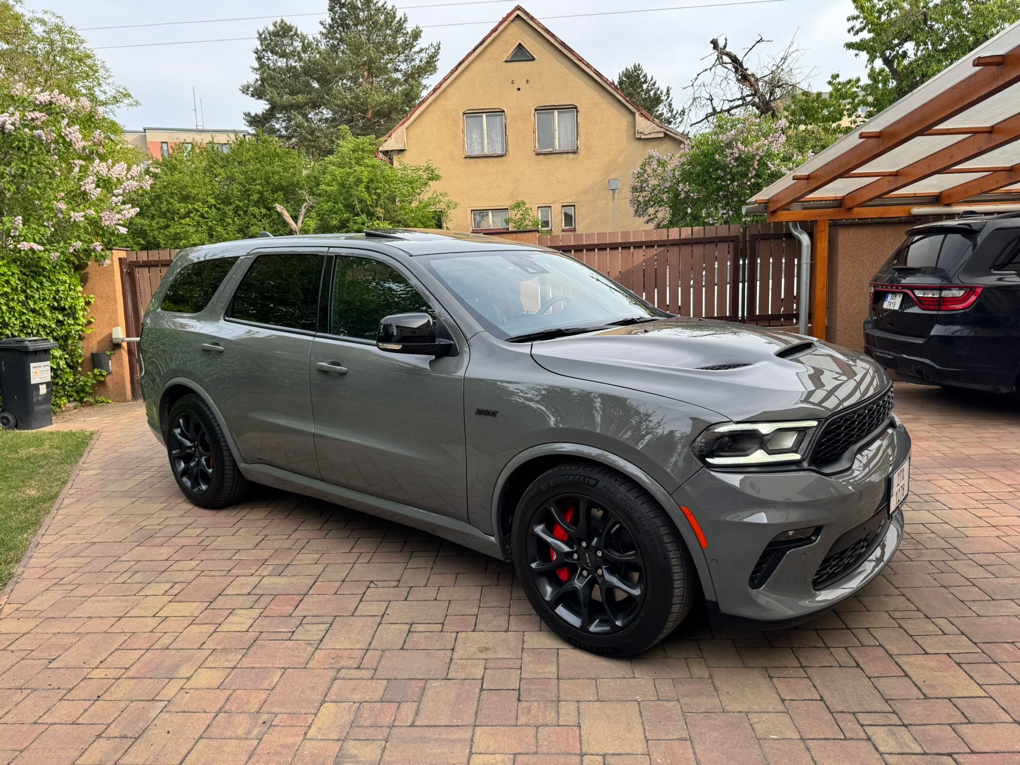 Dodge Durango, 6,4 V8 SRT HEMI - fotka 3