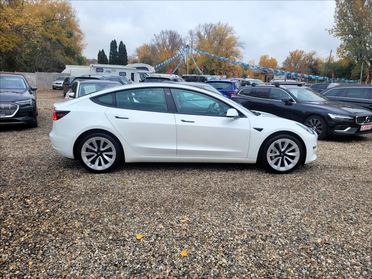 Tesla Model 3, AWD,LR,366kw,DUAL,SOH 89% - fotka 4