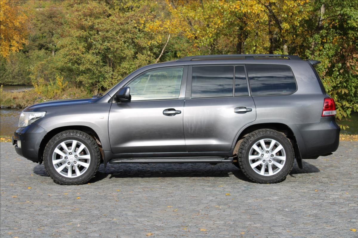 Toyota Land Cruiser, 200 4.5 D-4D V8 / CZ - fotka 6