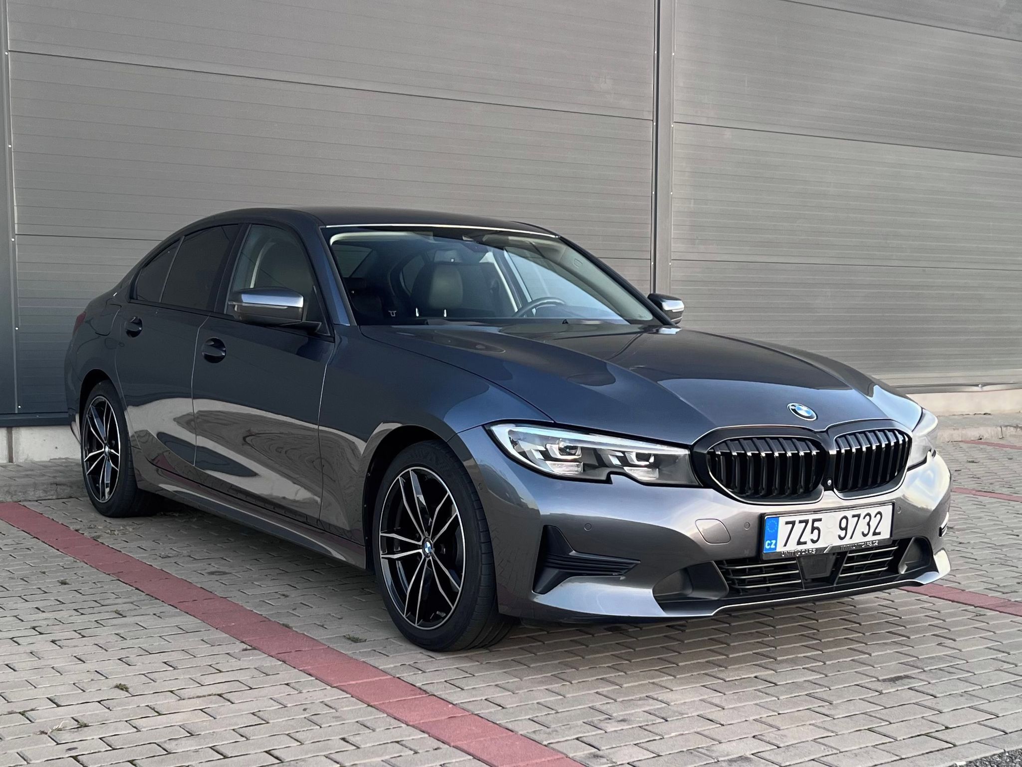 BMW Řada 3, 318d-SPORT-LINE 360 KAMERA - fotka 3