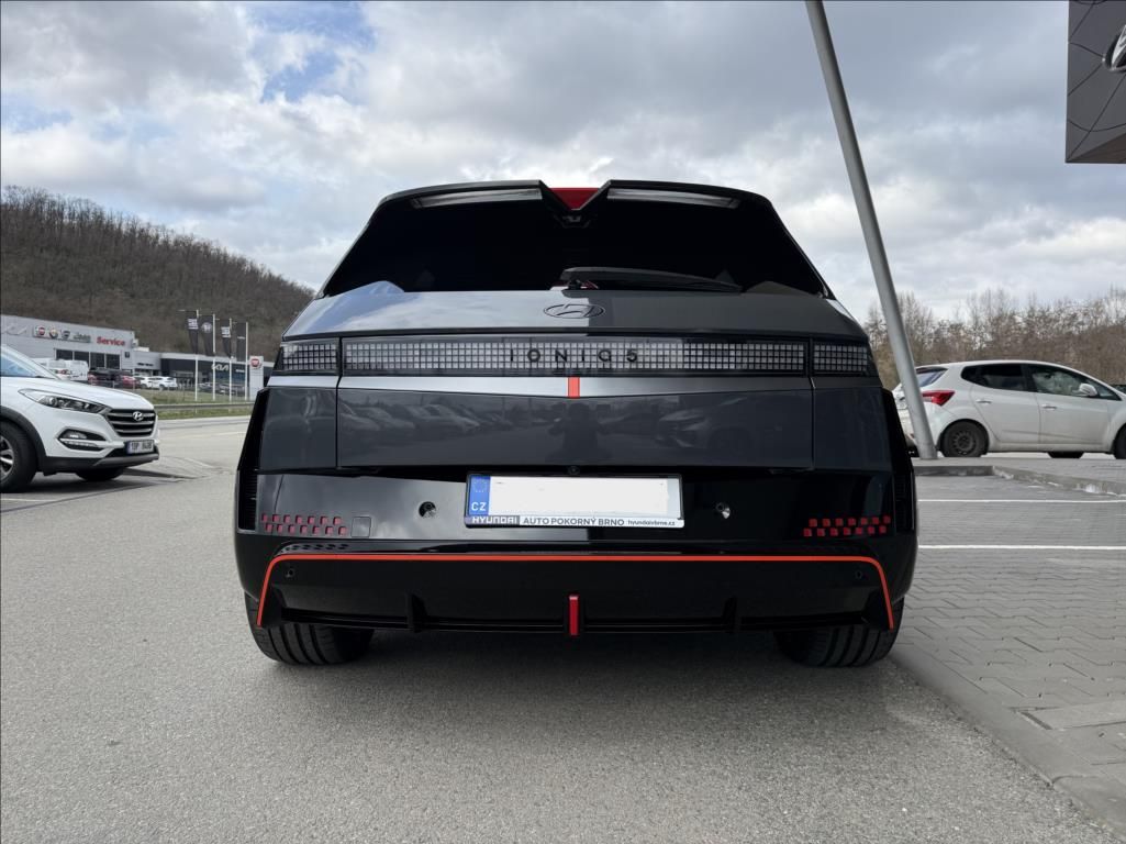 Hyundai Ioniq 5, Power 84kWh 4x4  N Everyday PN - fotka 6