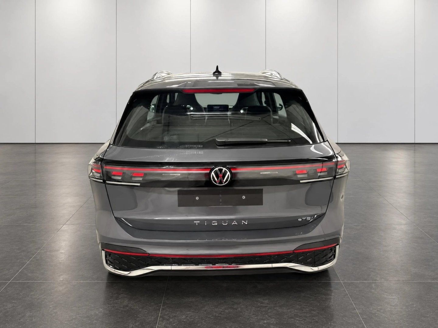 Volkswagen Tiguan, R-Line 1.5 eTSI DSG Tažné - fotka 4