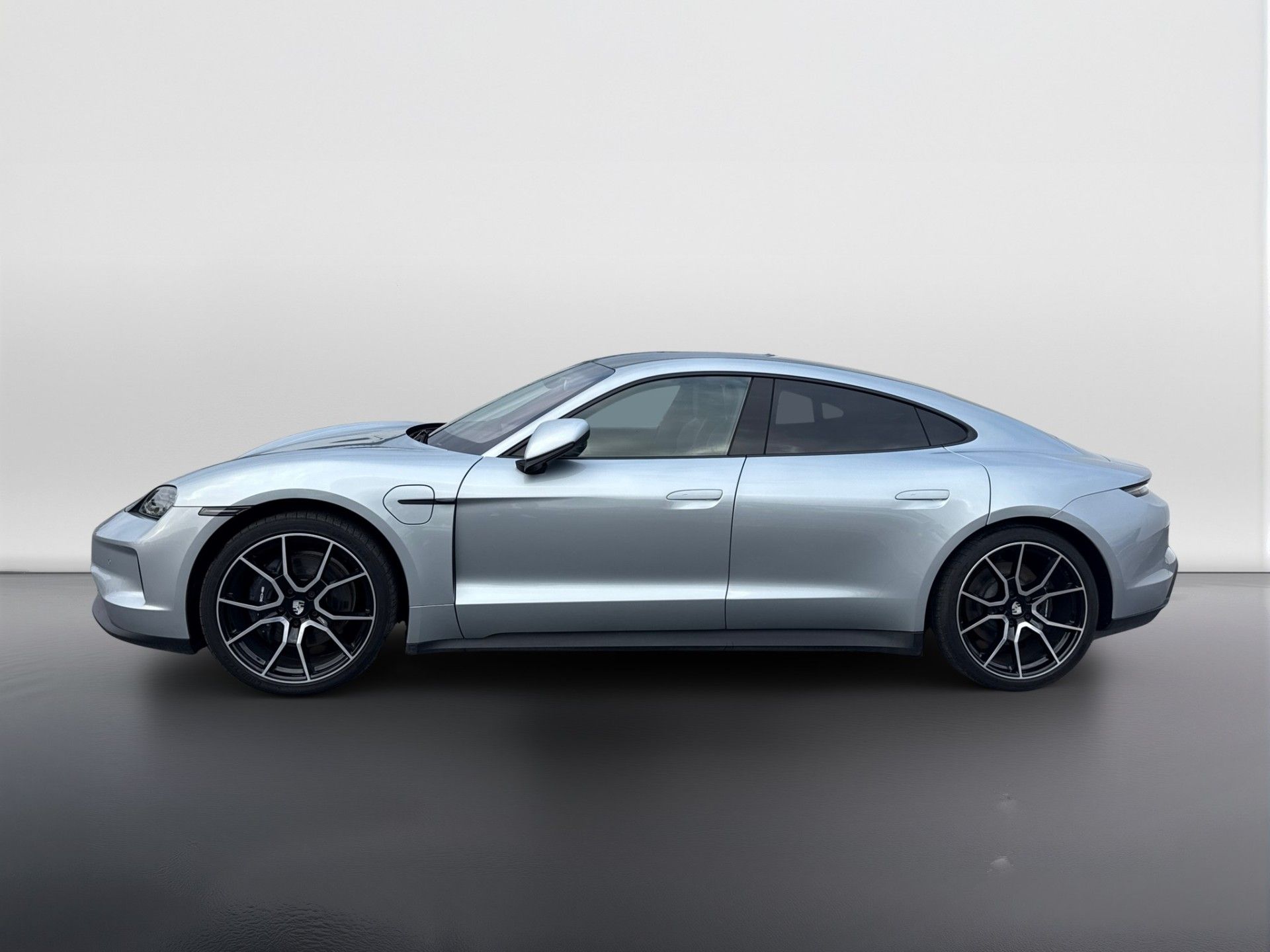 Porsche Taycan, 4 - fotka 2