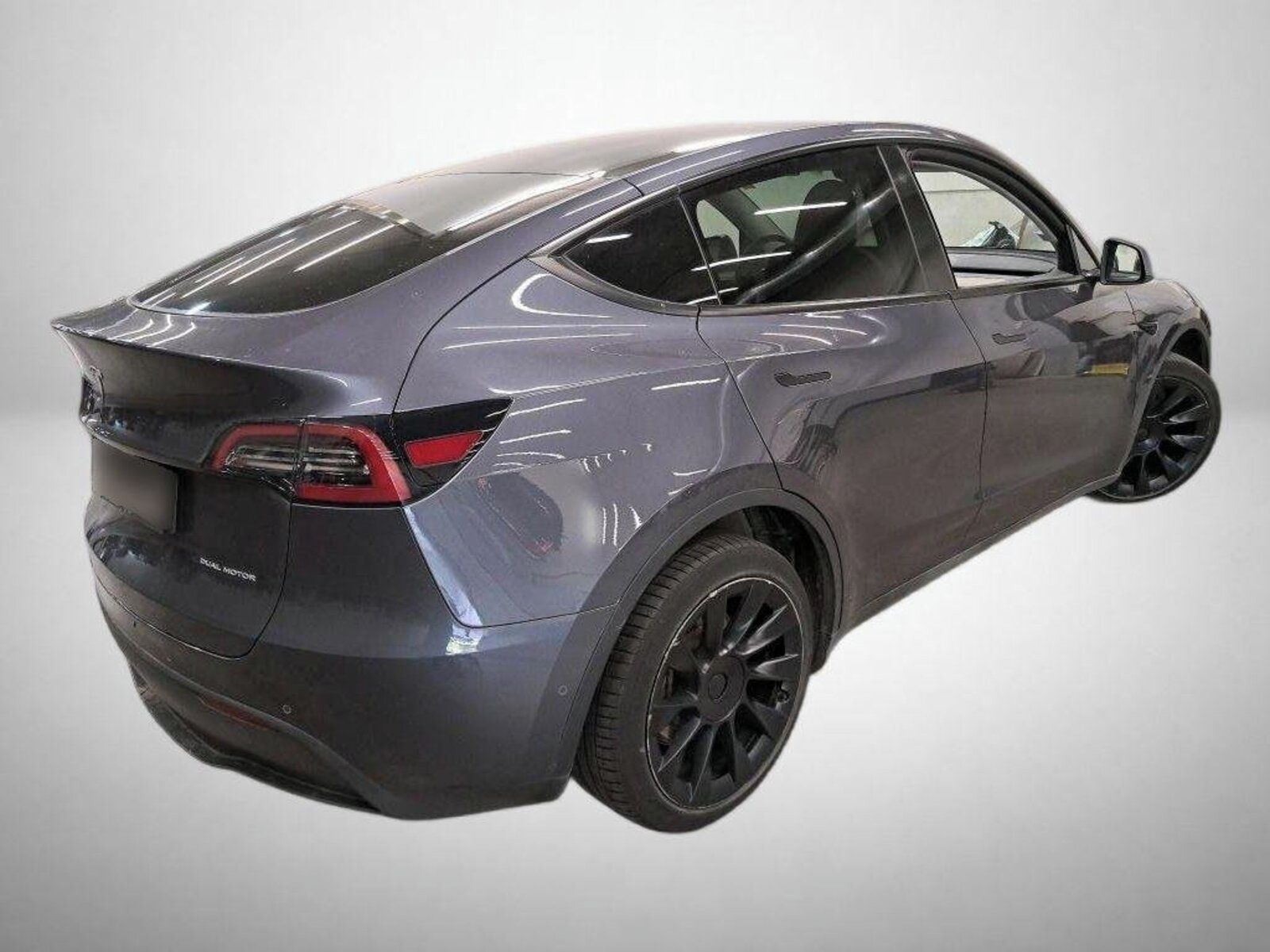 Tesla Model Y, Long Range AWD 75kWh - fotka 2