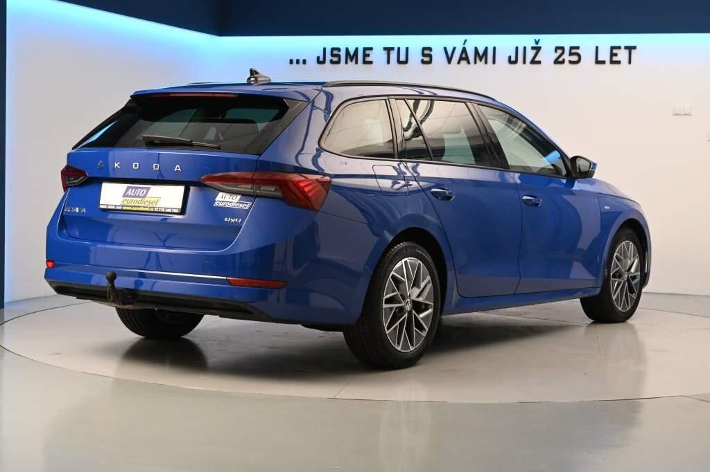Škoda Octavia, 2.0 4x4 DSG LED TOUR Virtual T - fotka 5