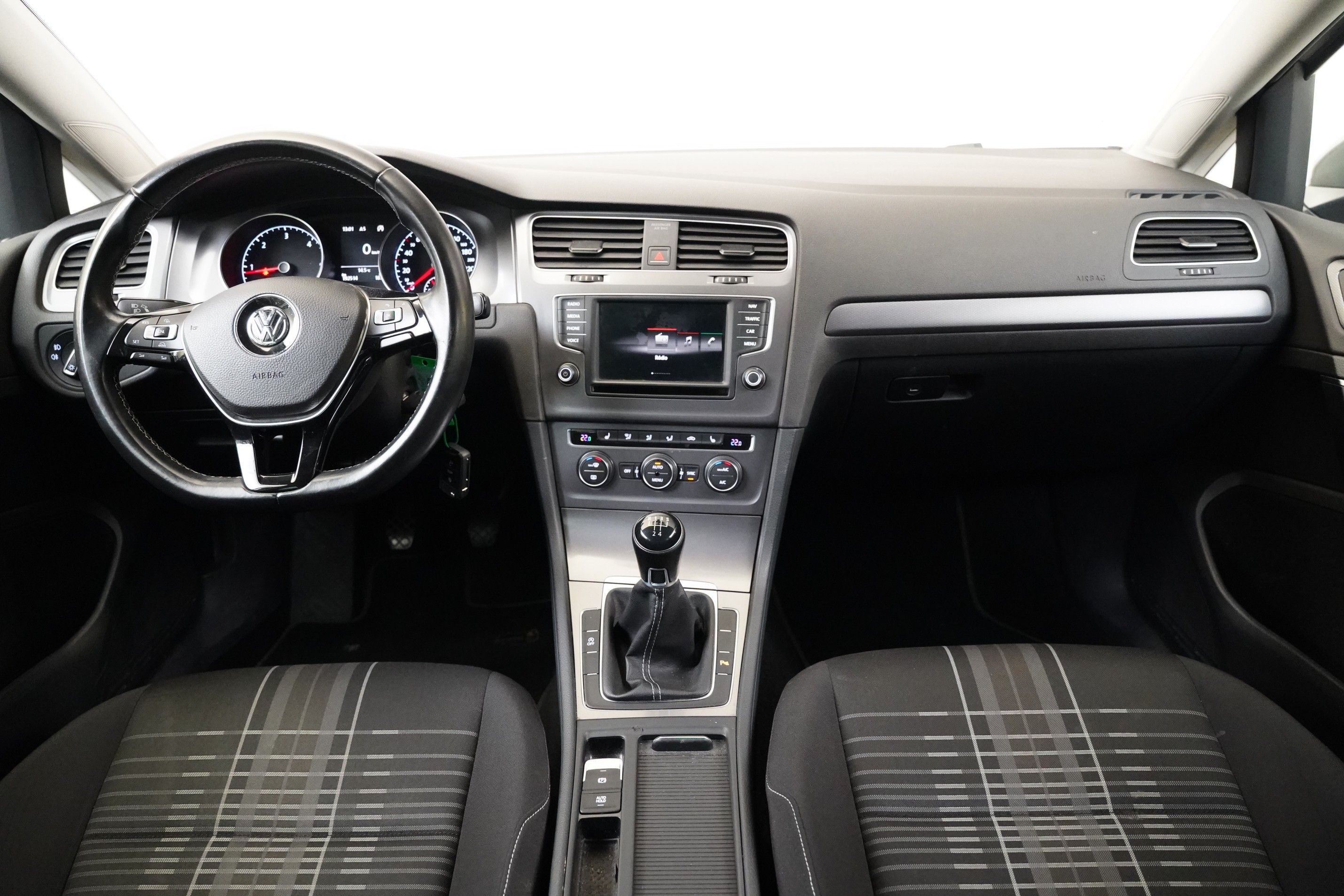 Volkswagen Golf, 1.6 TDI 81 kW Lounge - fotka 5
