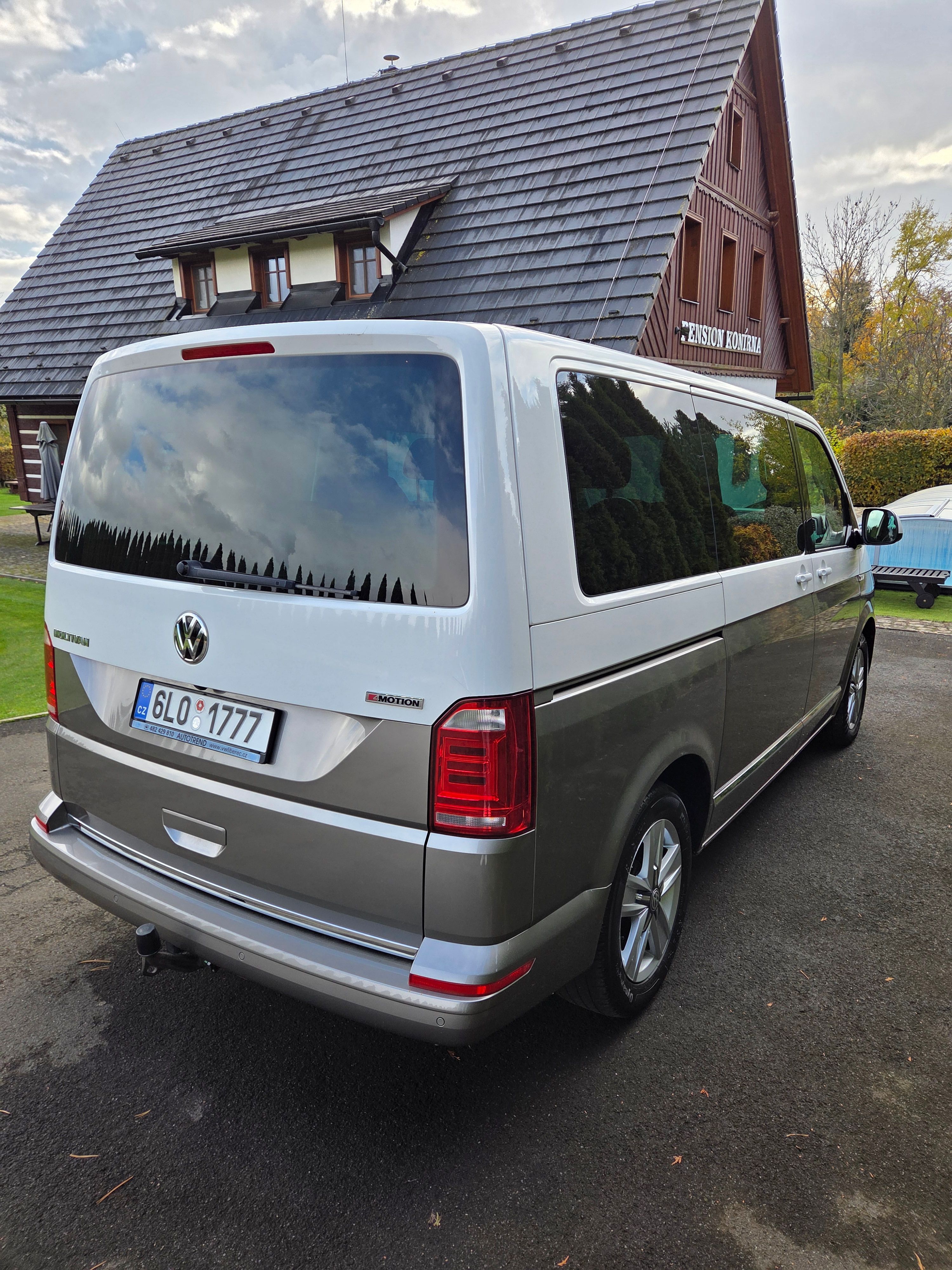 Volkswagen Multivan - fotka 6