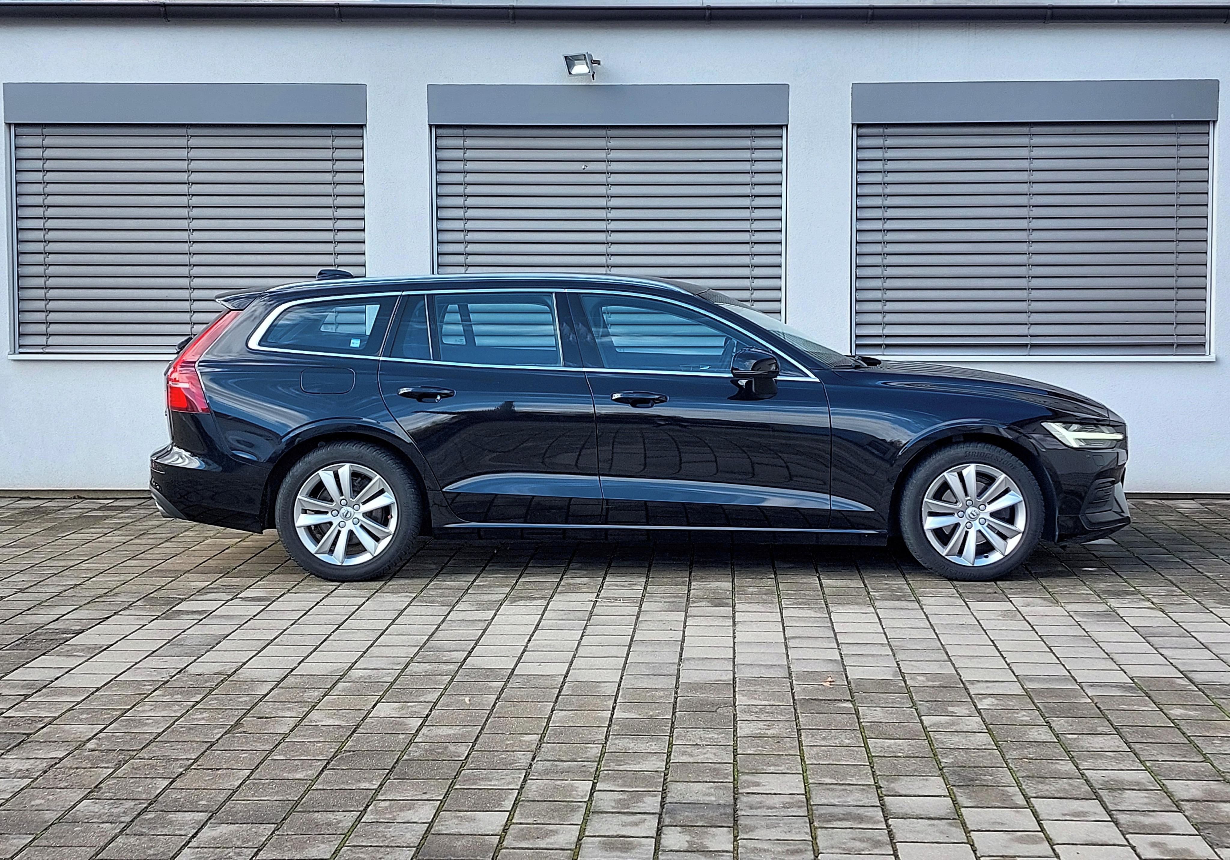 Volvo V60, 2.0D4*110kW*servisován*automat - fotka 4