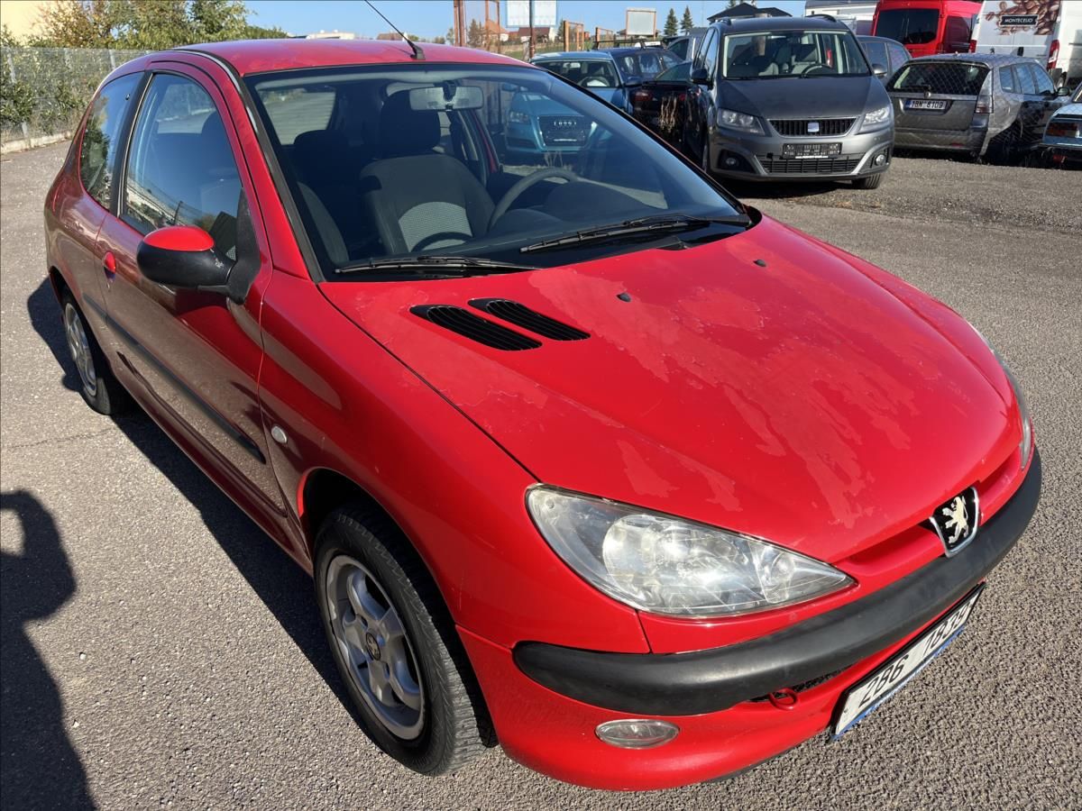 Peugeot 206, 1,4 HDi SERVIS VSTŘIKY ROZVODY - fotka 3