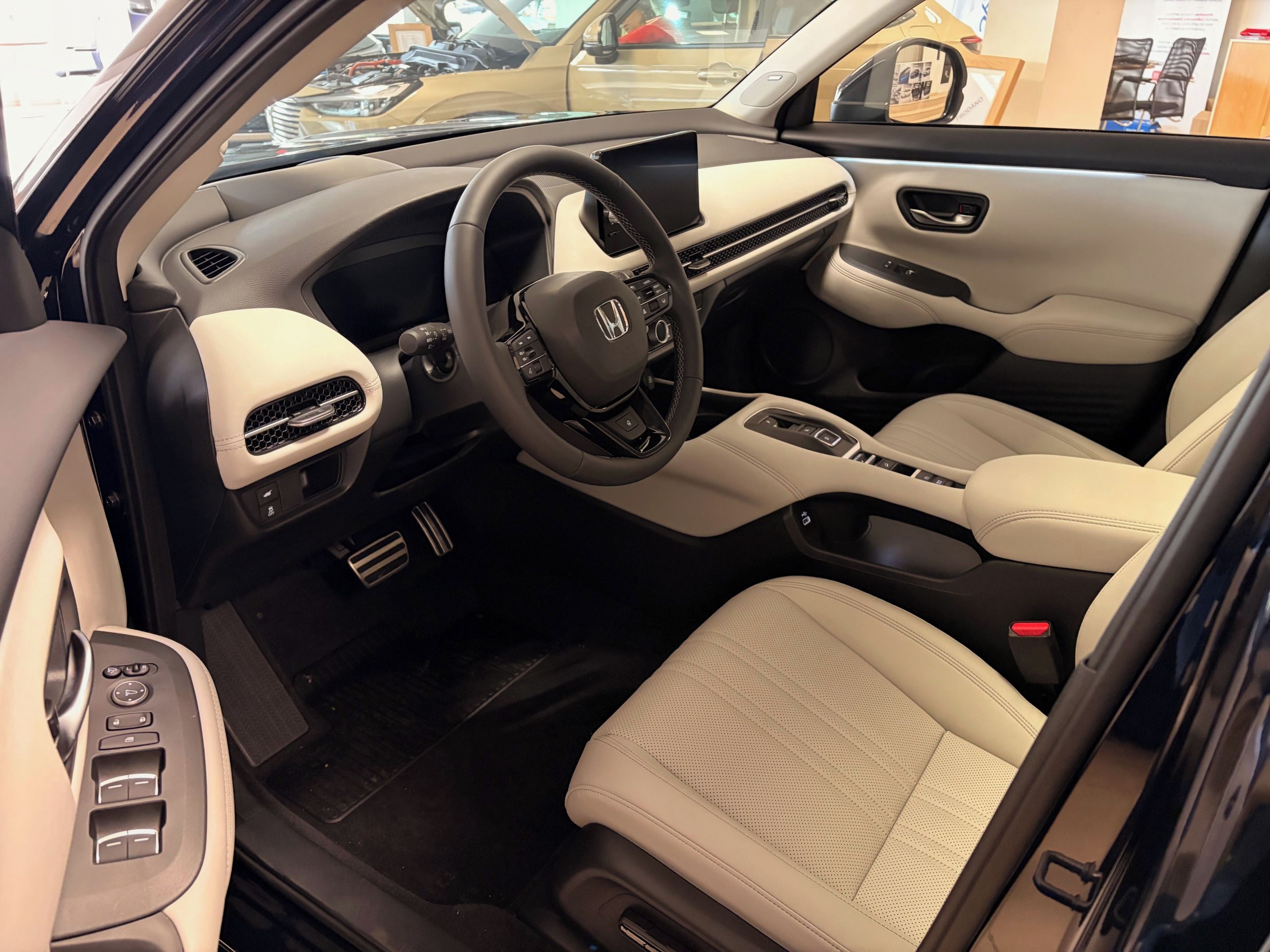 Honda ZR-V, 2,0 e:HEV Advance YM27 - fotka 5