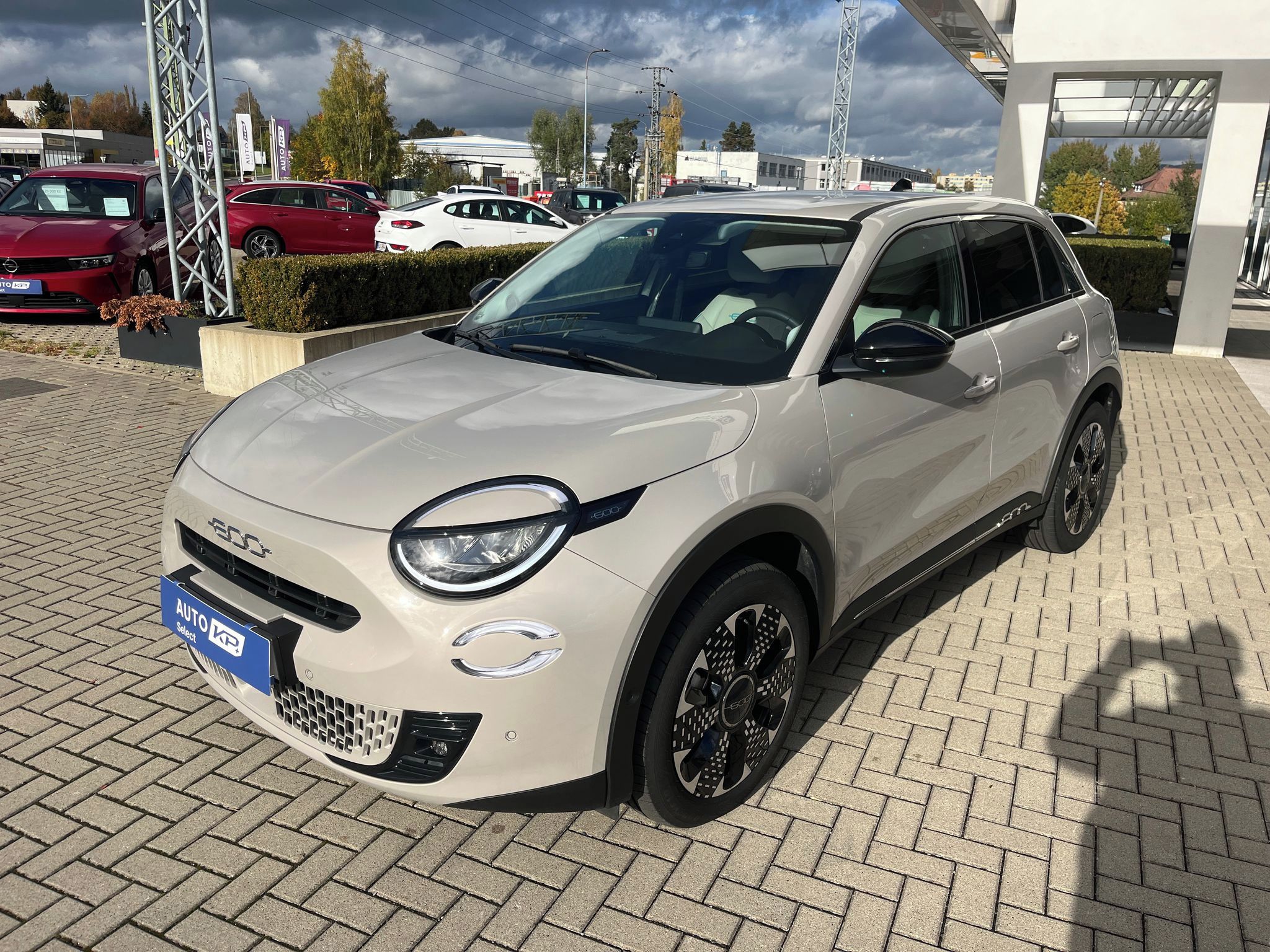 Fiat 600e, La Prima BEV 54kWh 156k - fotka 2